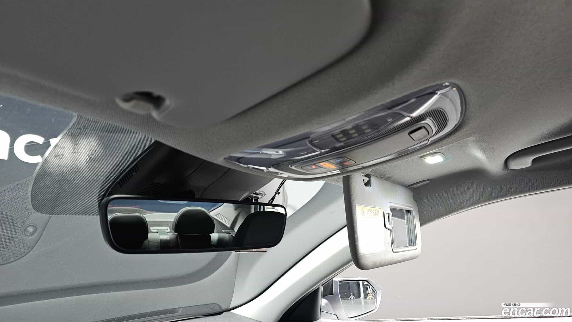 AVANTE Hyundai 2020.7-OPTION-024