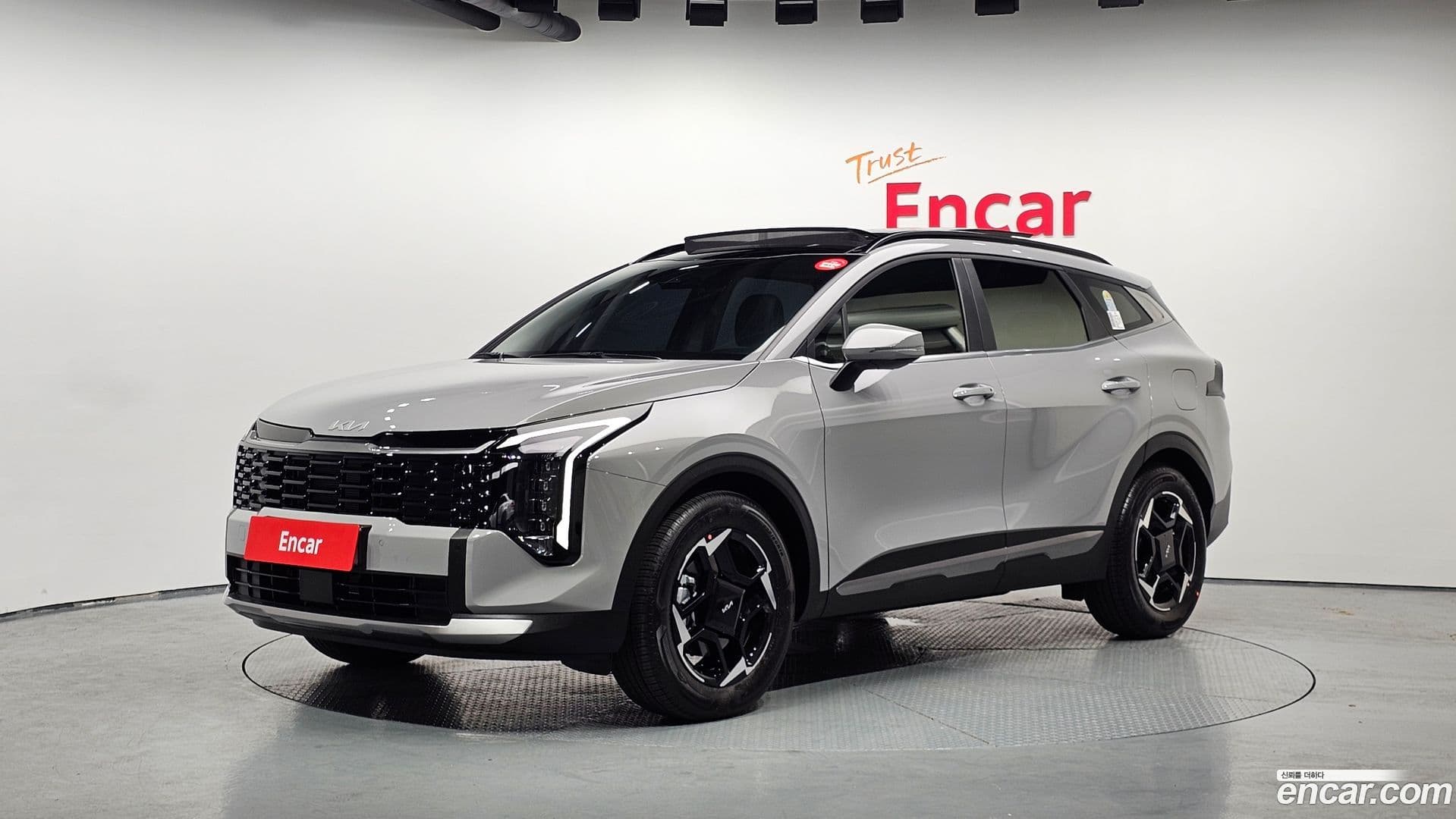 Main__Slider__Photo:Sportage Kia 2025.8-0