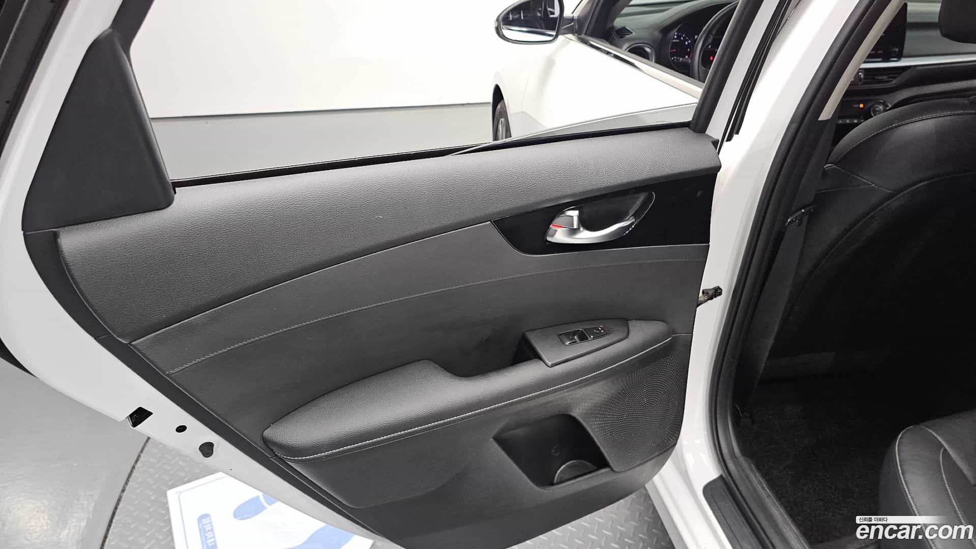 K3 Kia 2022.5-INNER-035