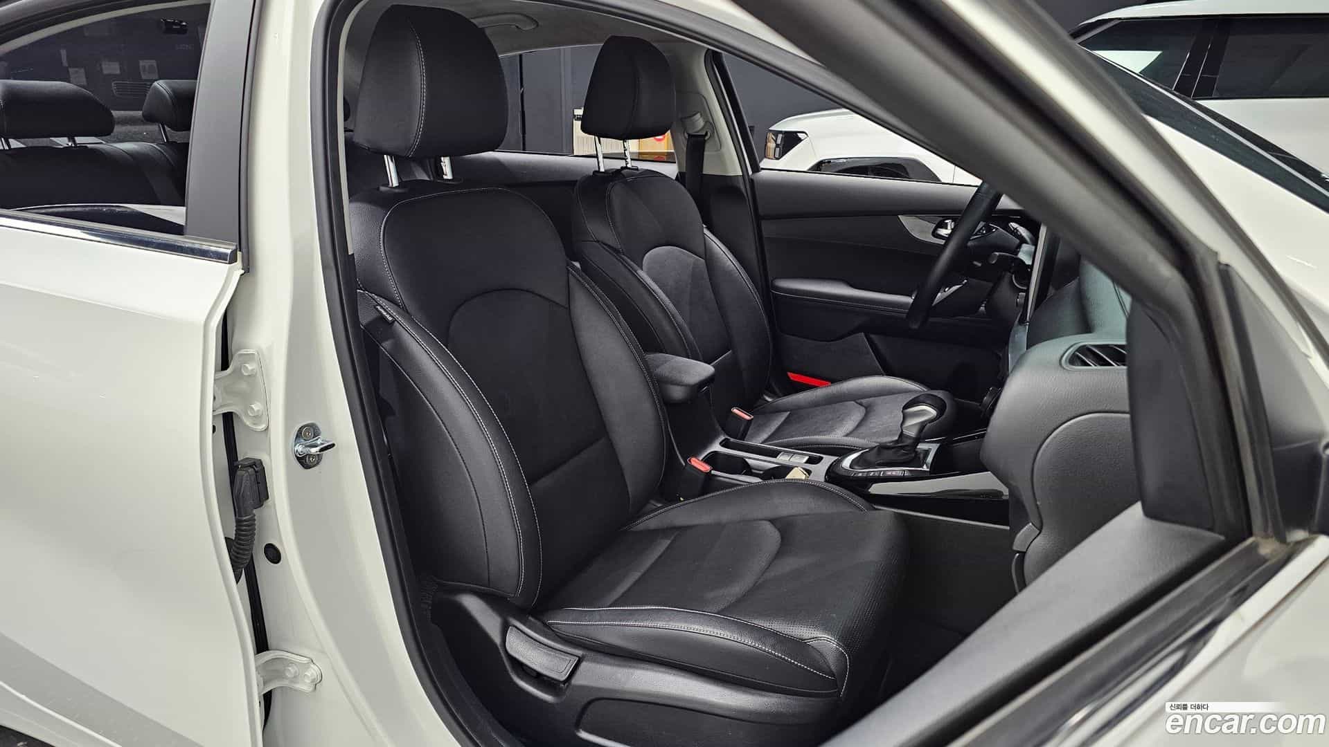 K3 Kia 2022.5-INNER-036