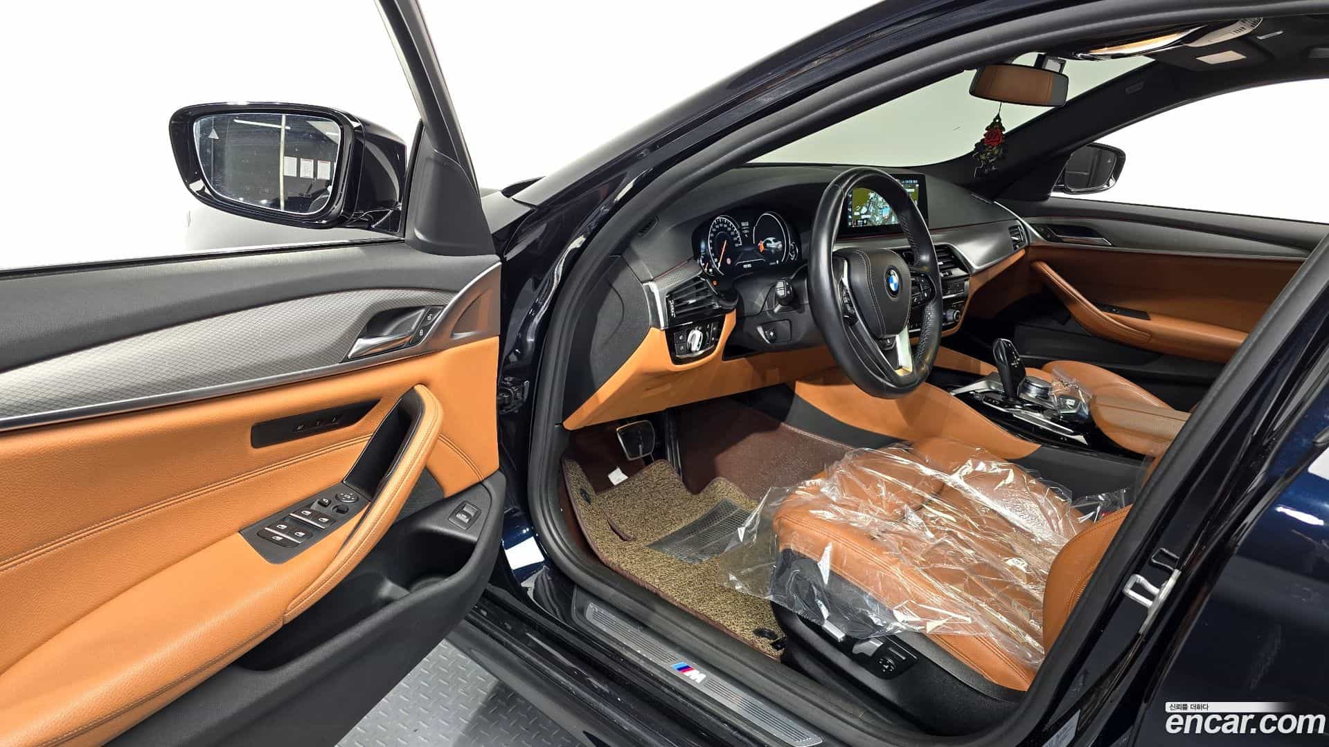 5-Series BMW 2017.10-INNER-010