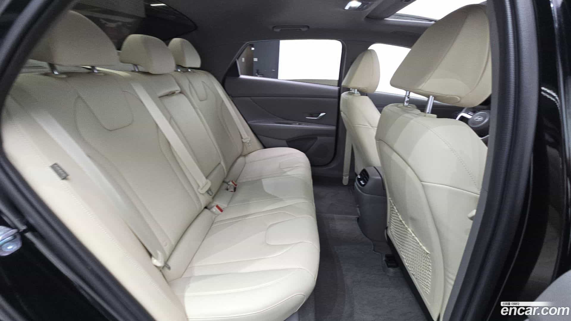AVANTE Hyundai 2025.3-OPTION-016