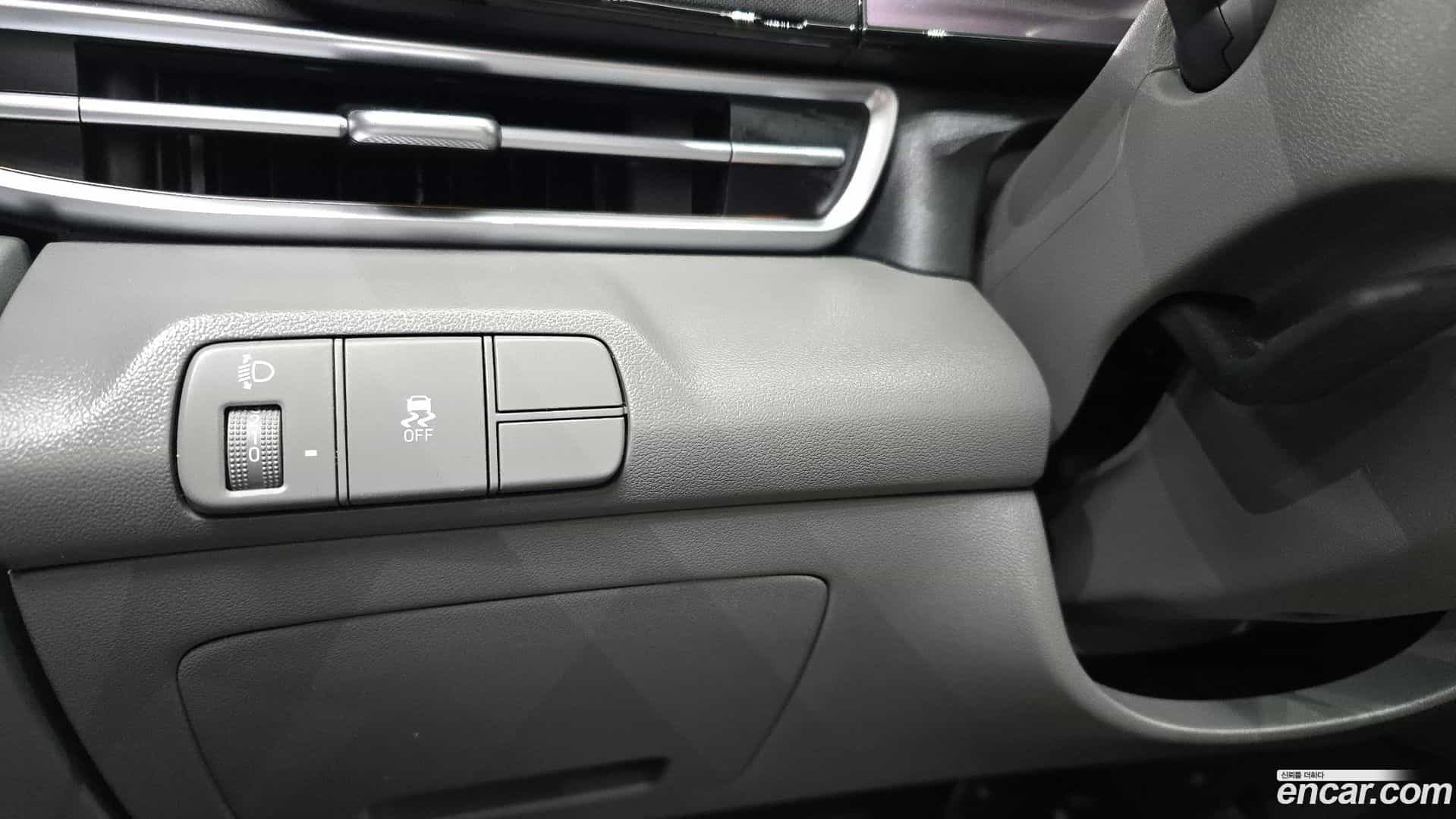 AVANTE Hyundai 2025.3-OPTION-021