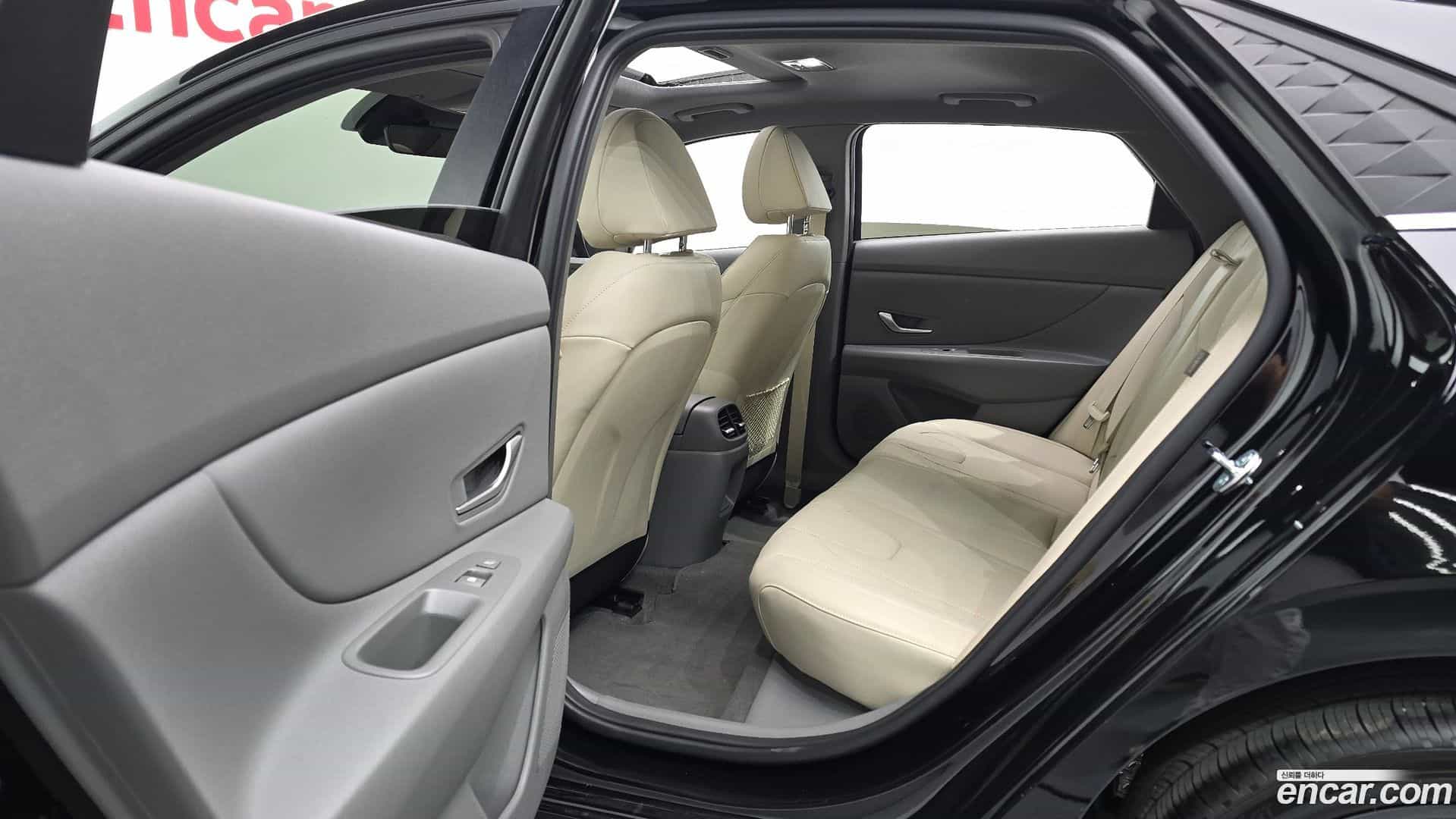 AVANTE Hyundai 2025.3-INNER-036