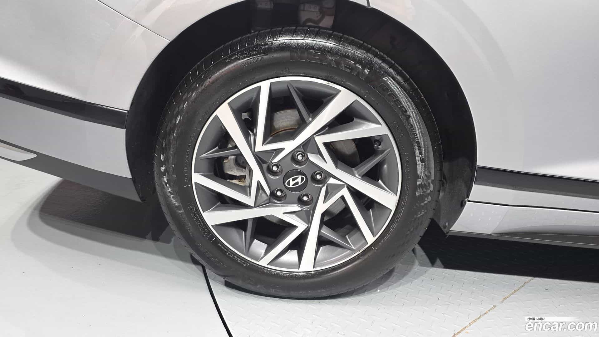 Grandeur Hyundai 2022.11-OUTER-005