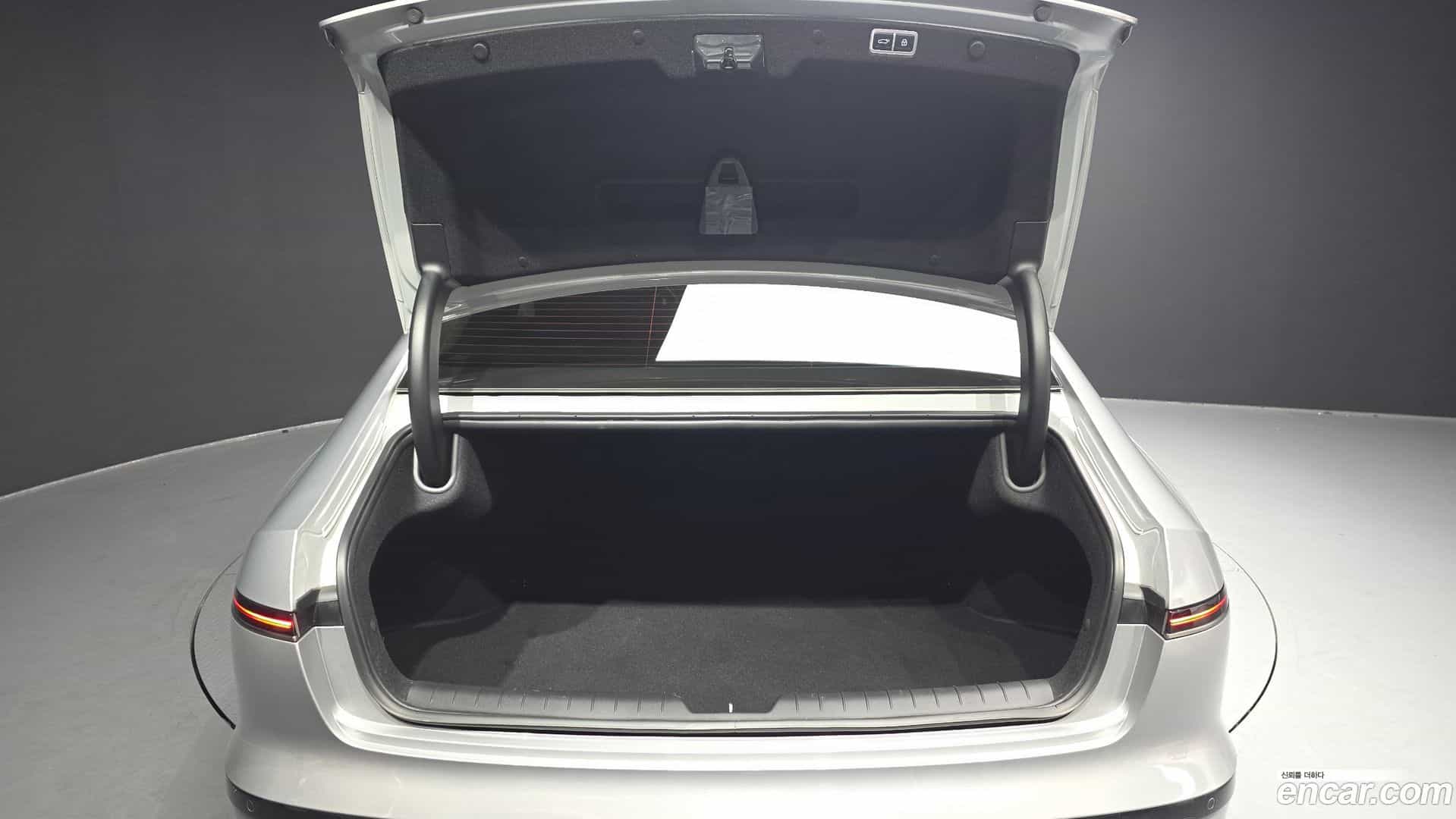 Grandeur Hyundai 2022.11-OPTION-024