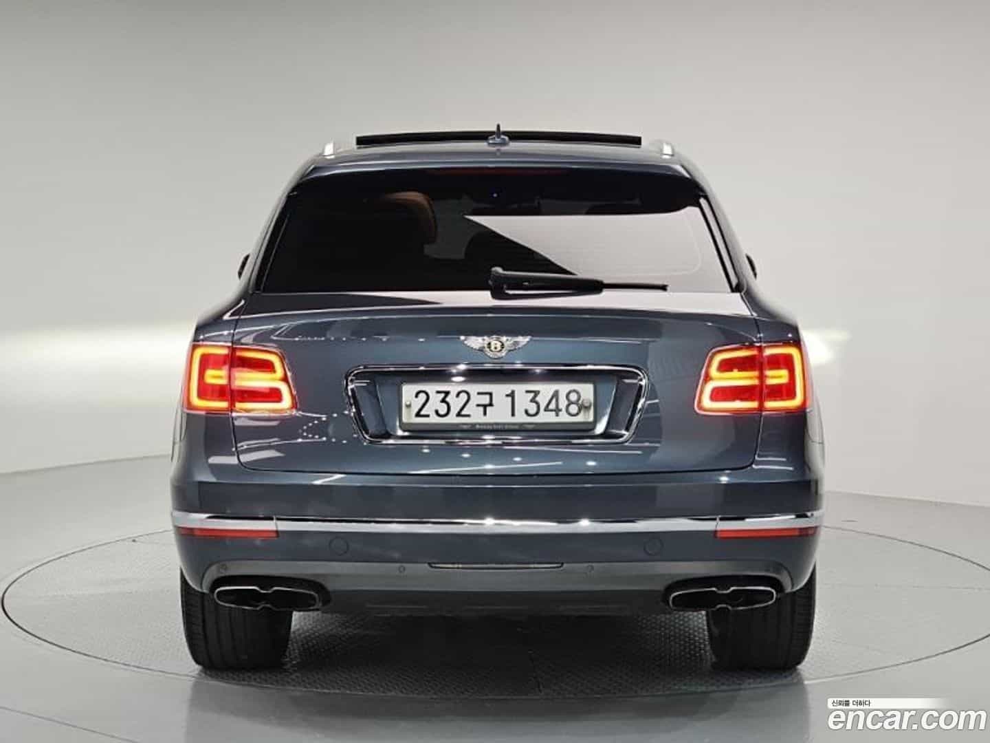 Bentayga Bentley 2019.10-OUTER-003
