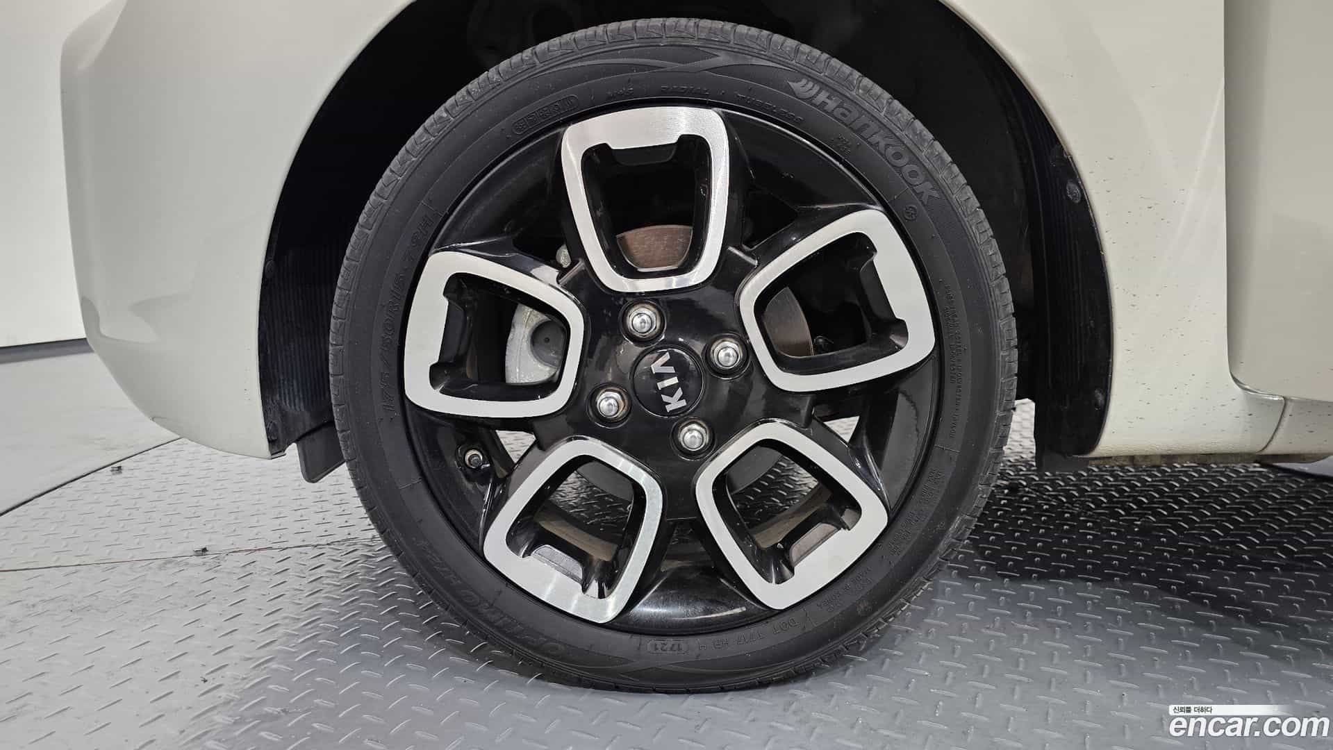 RAY Kia 2021.4-OUTER-005