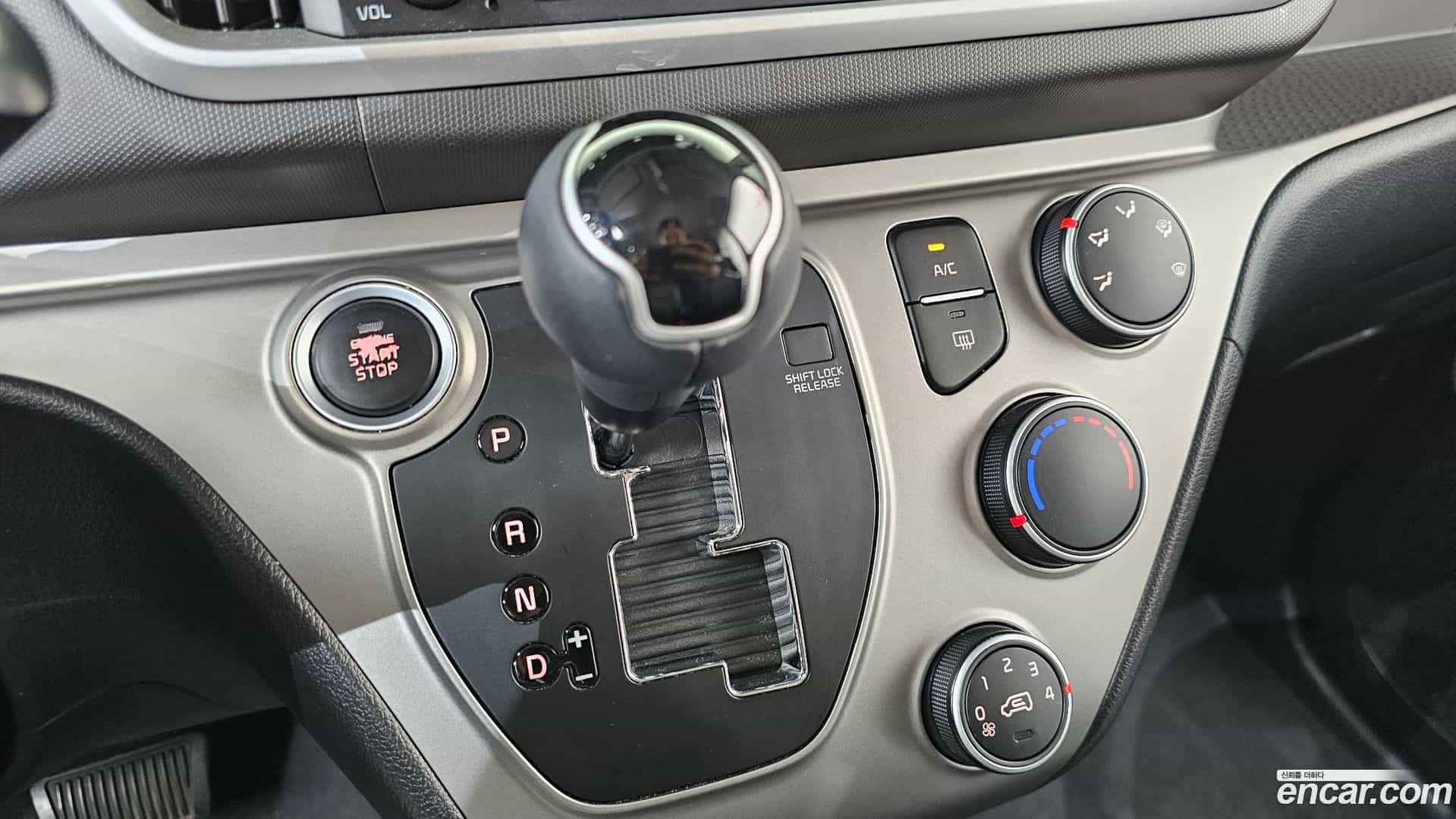 RAY Kia 2021.4-INNER-009