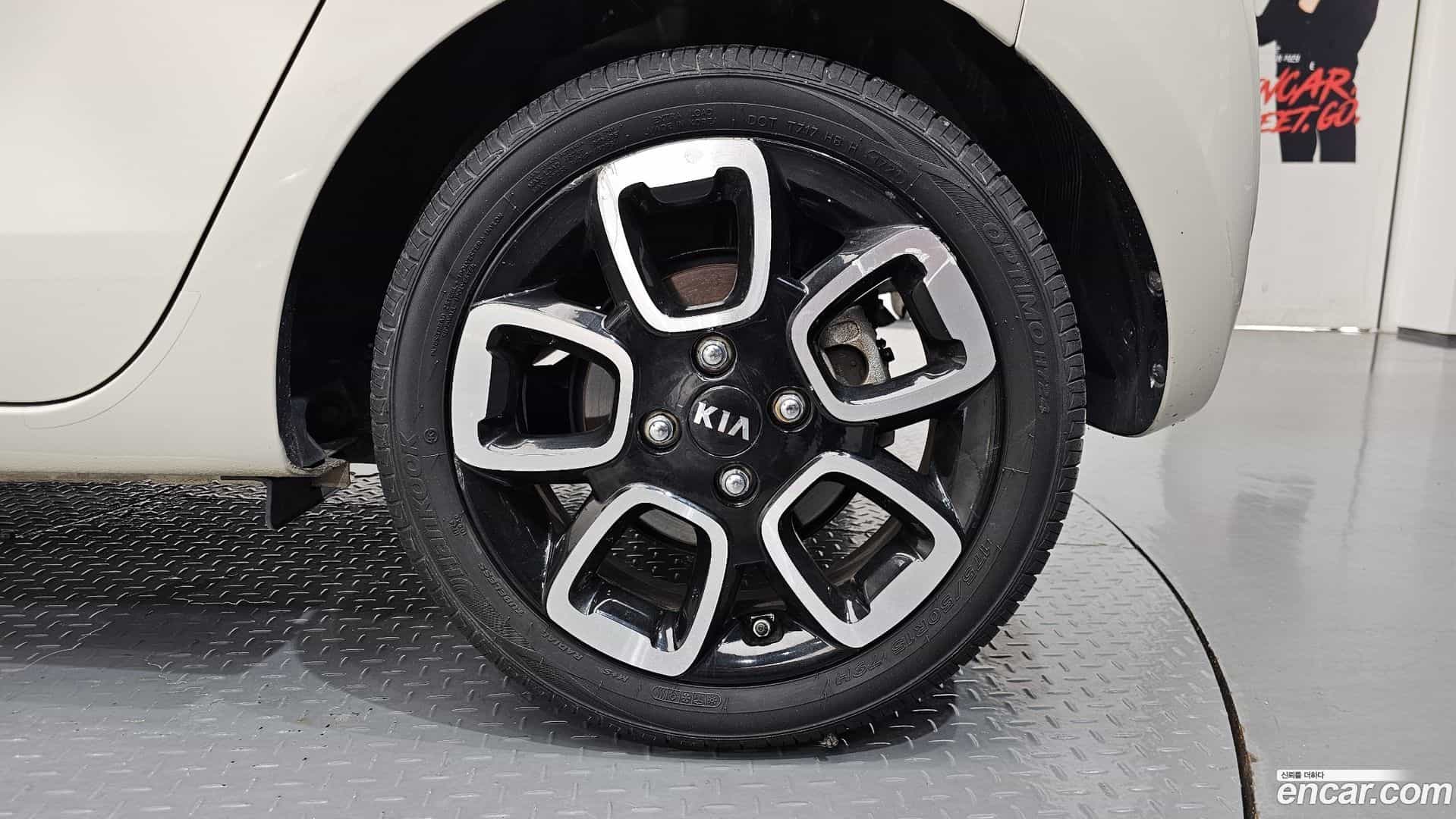 RAY Kia 2021.4-OUTER-031