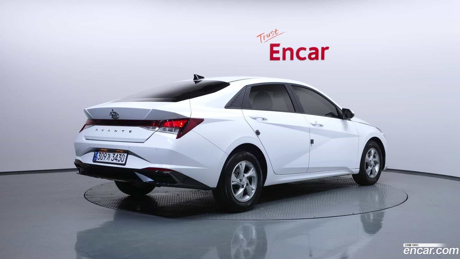 AVANTE Hyundai 2022.0-OUTER-002