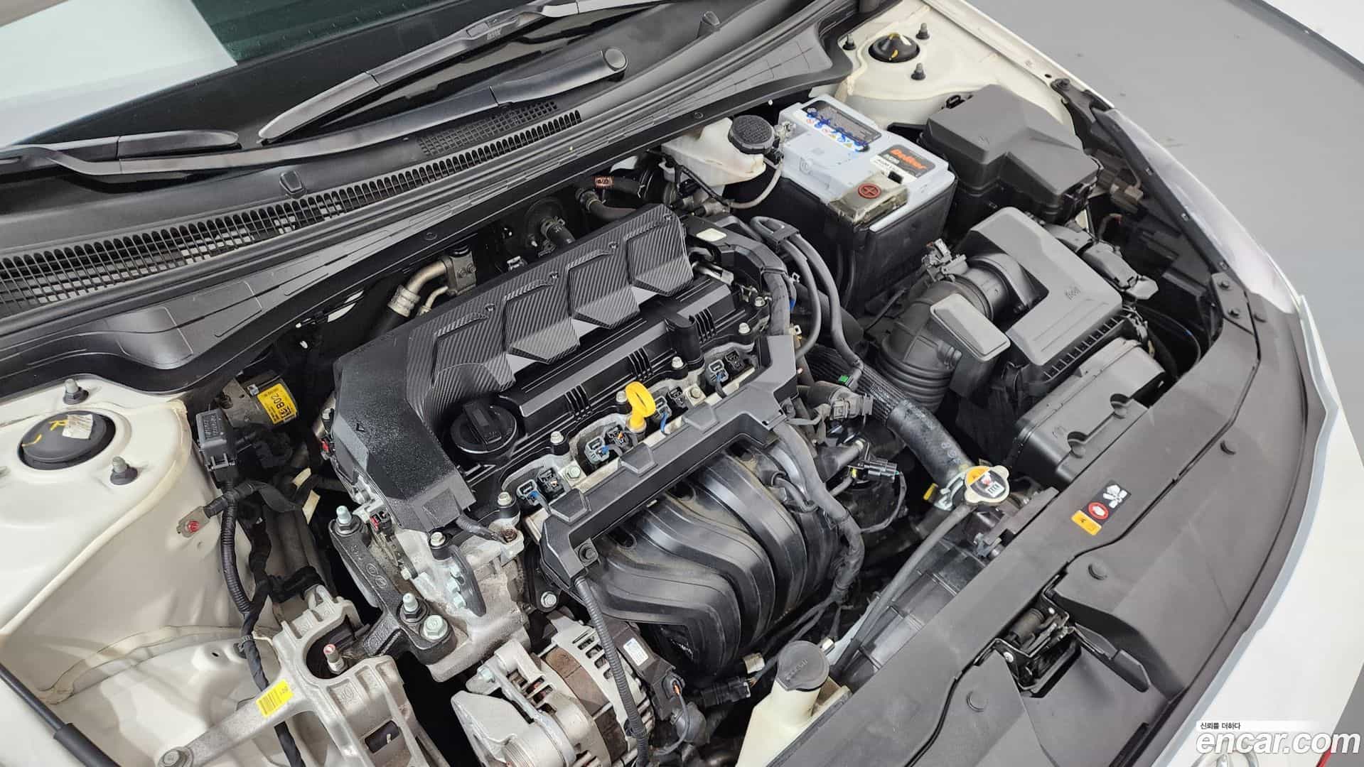 AVANTE Hyundai 2022.0-OUTER-006
