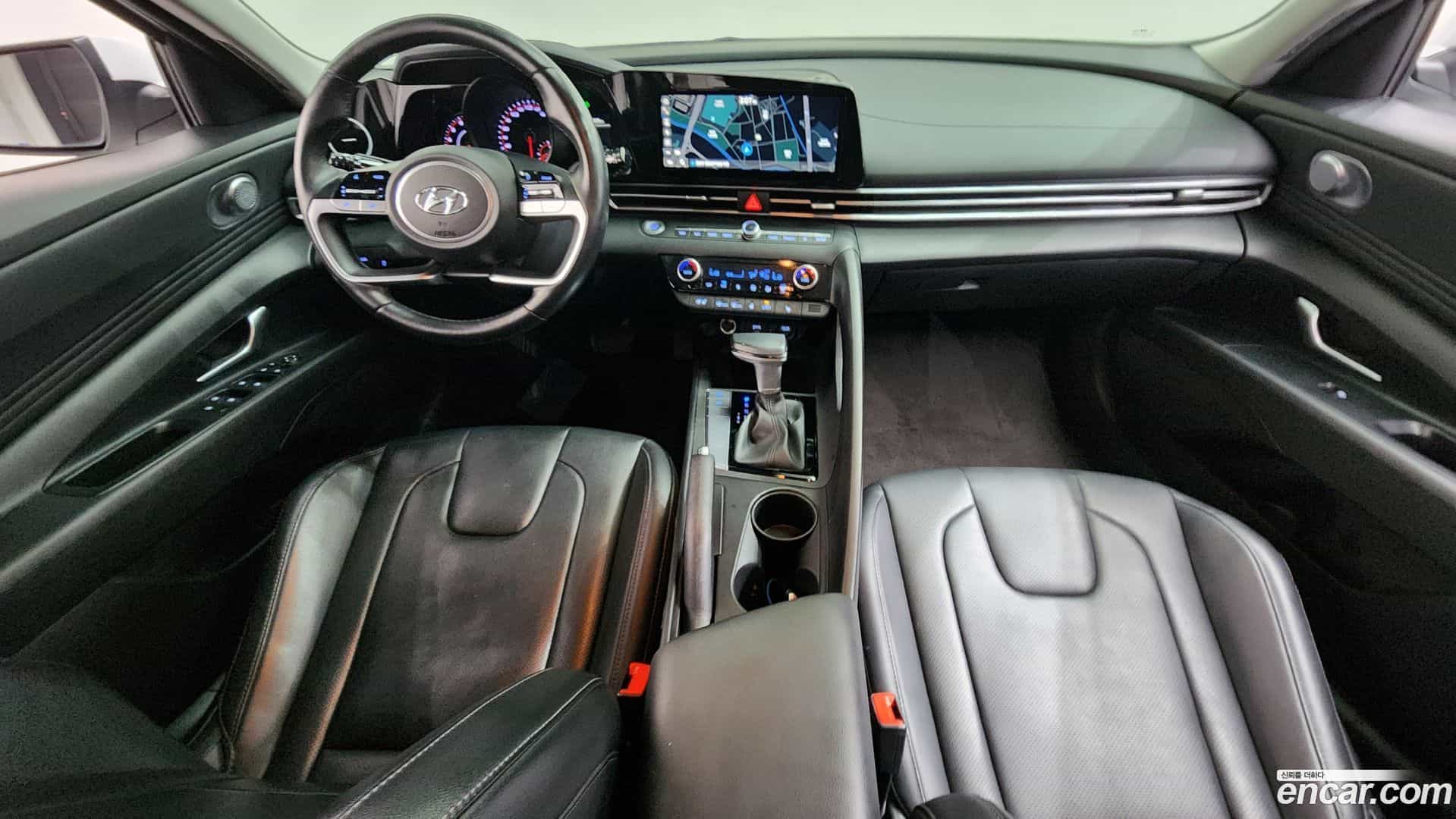 AVANTE Hyundai 2022.0-INNER-007
