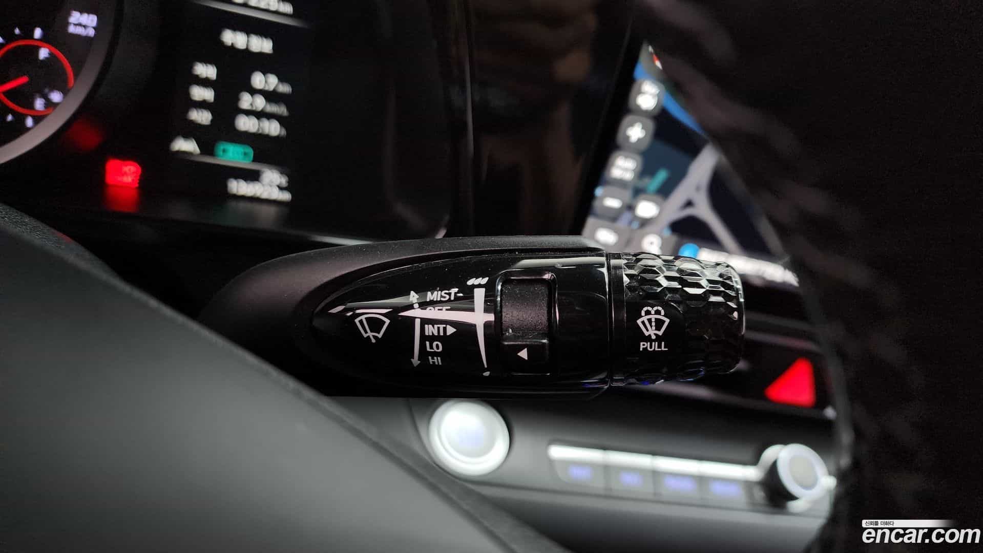 AVANTE Hyundai 2022.0-OPTION-021