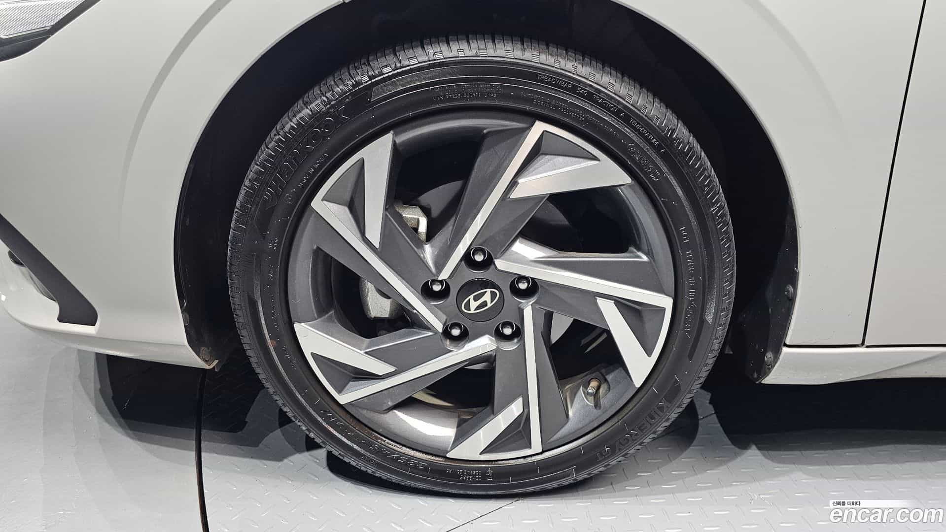 AVANTE Hyundai 2024.2-OUTER-005