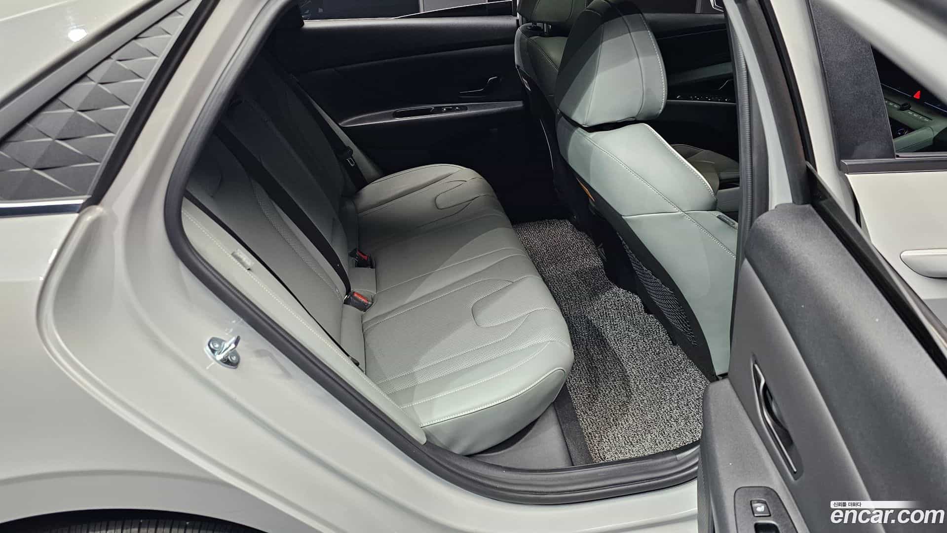 AVANTE Hyundai 2024.2-OPTION-015
