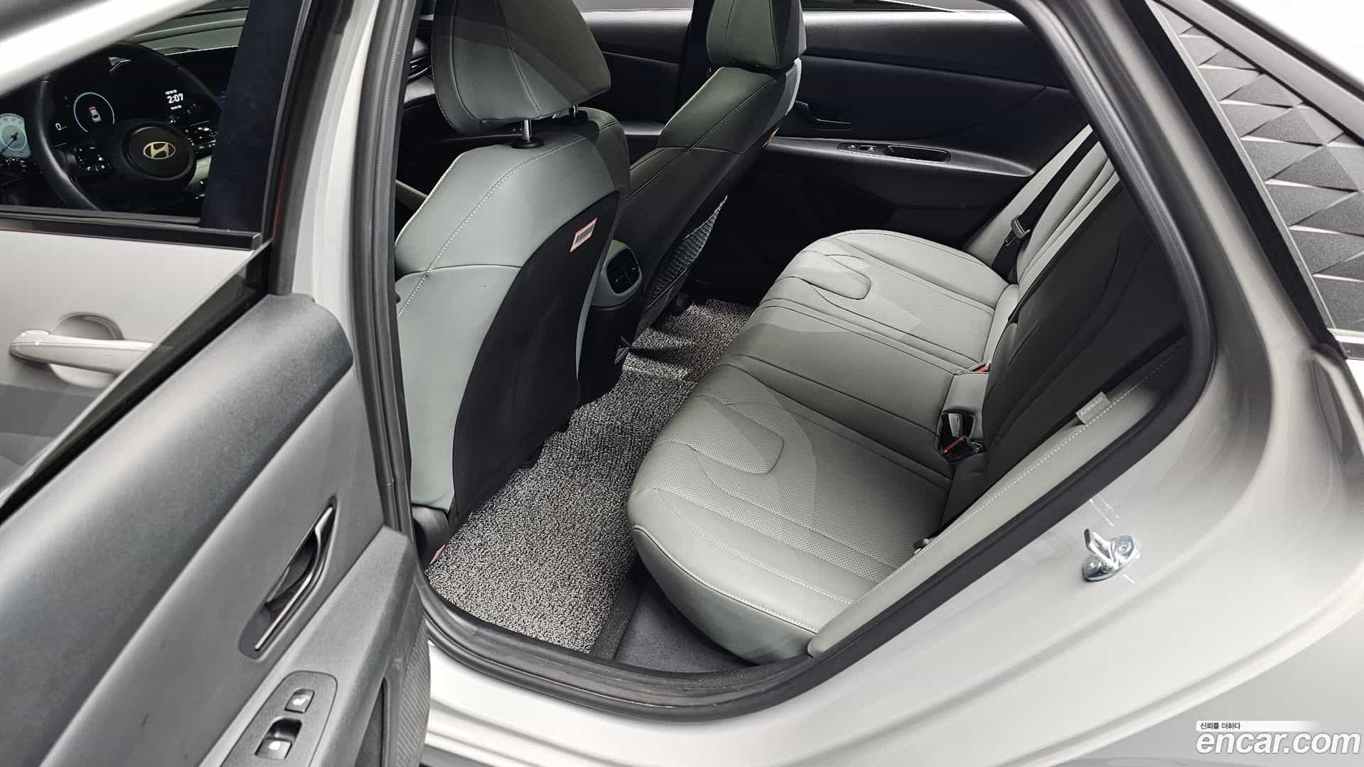 AVANTE Hyundai 2024.2-OPTION-016