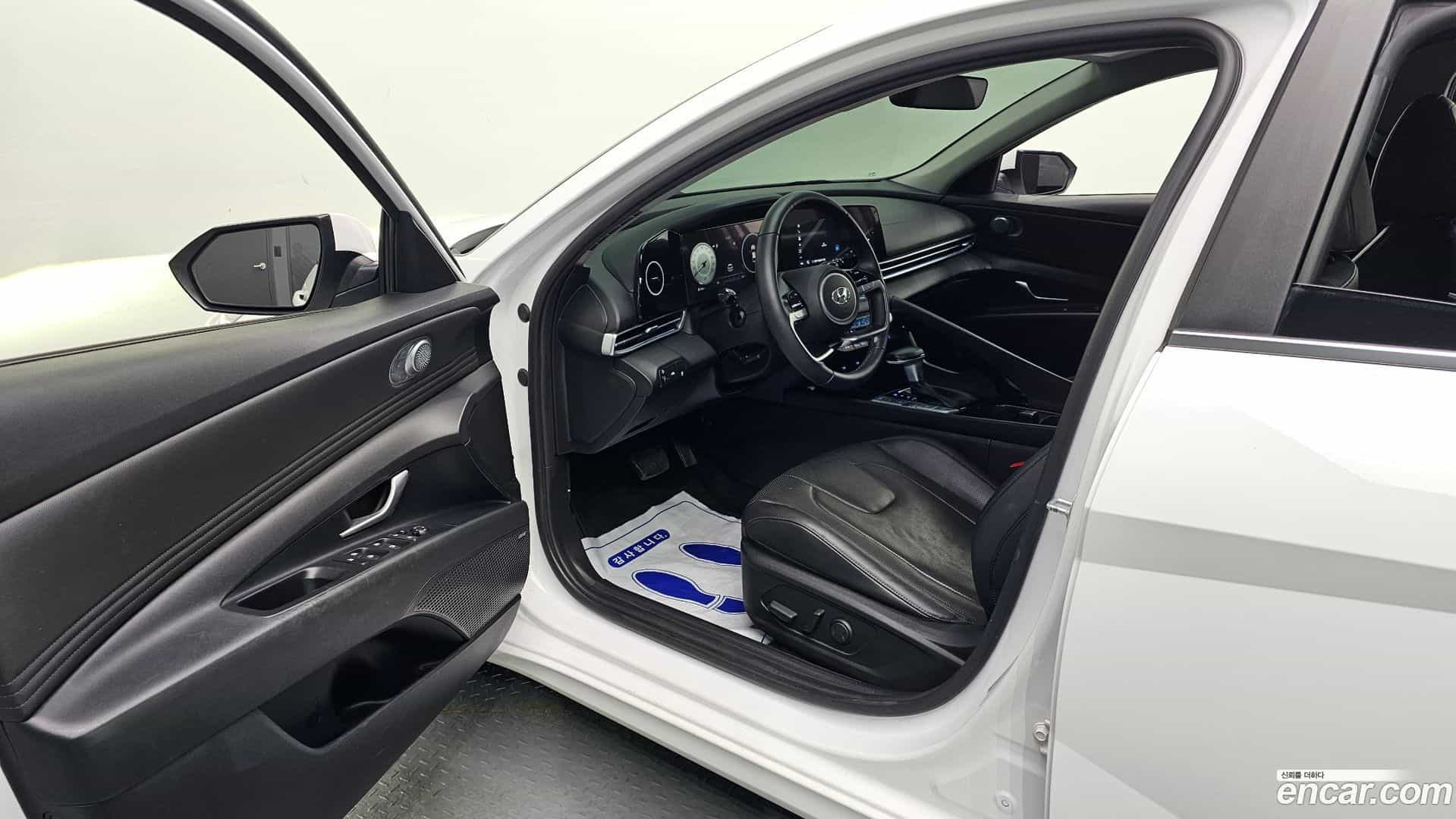 AVANTE Hyundai 2020.8-INNER-010