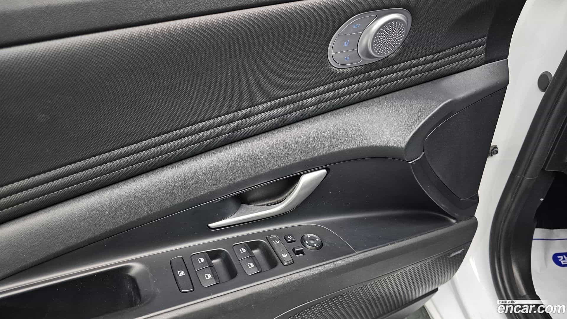 AVANTE Hyundai 2020.8-OPTION-017