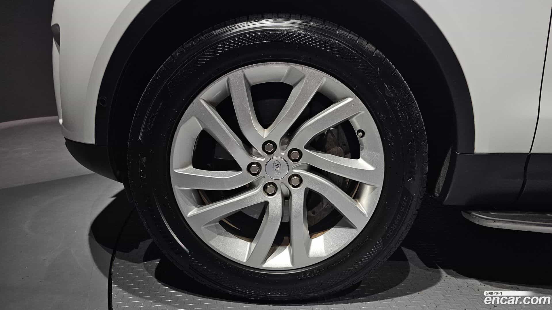 Discovery Land Rover 2019.5-OUTER-005