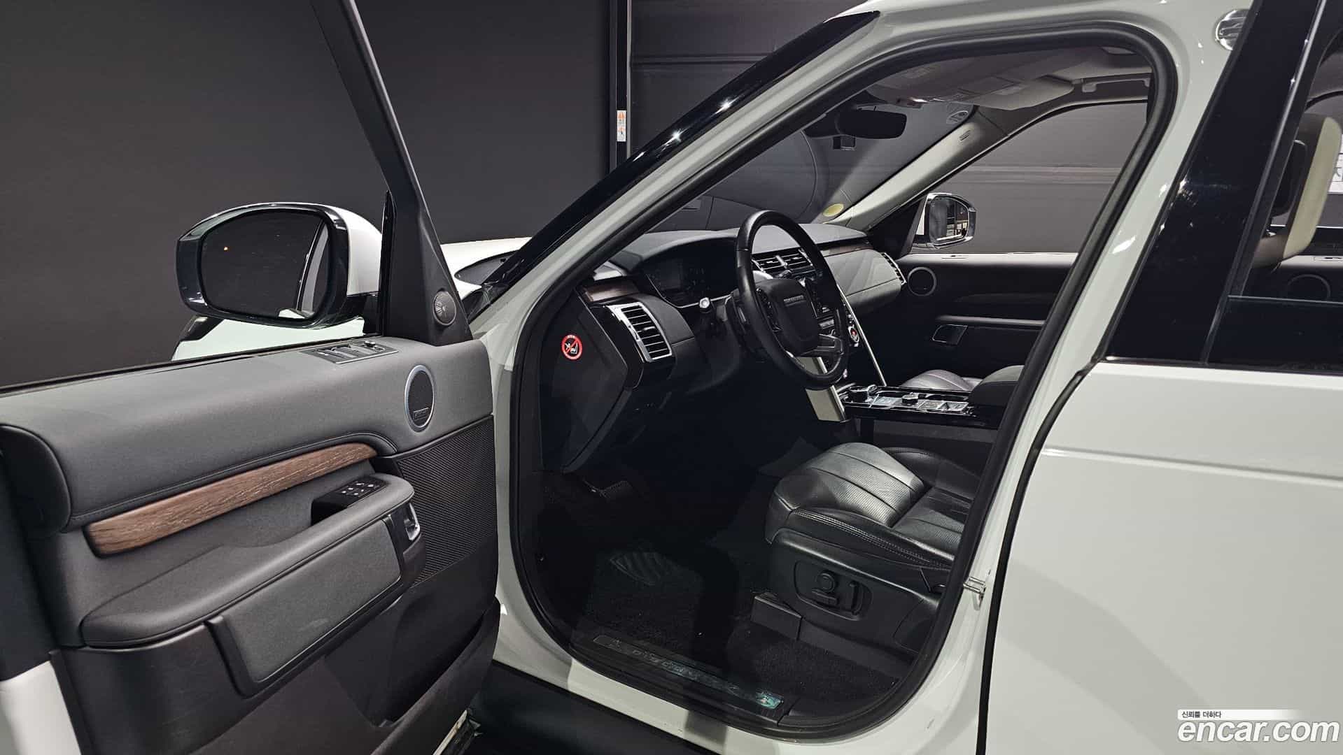 Discovery Land Rover 2019.5-INNER-010