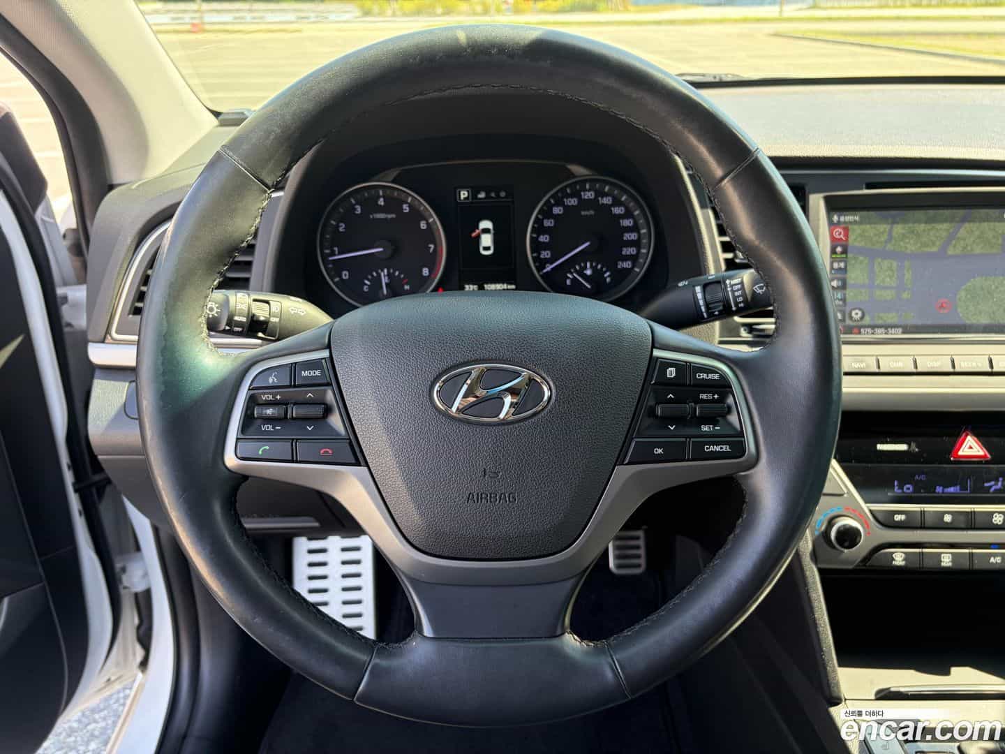 AVANTE Hyundai 2016.1-OPTION-015