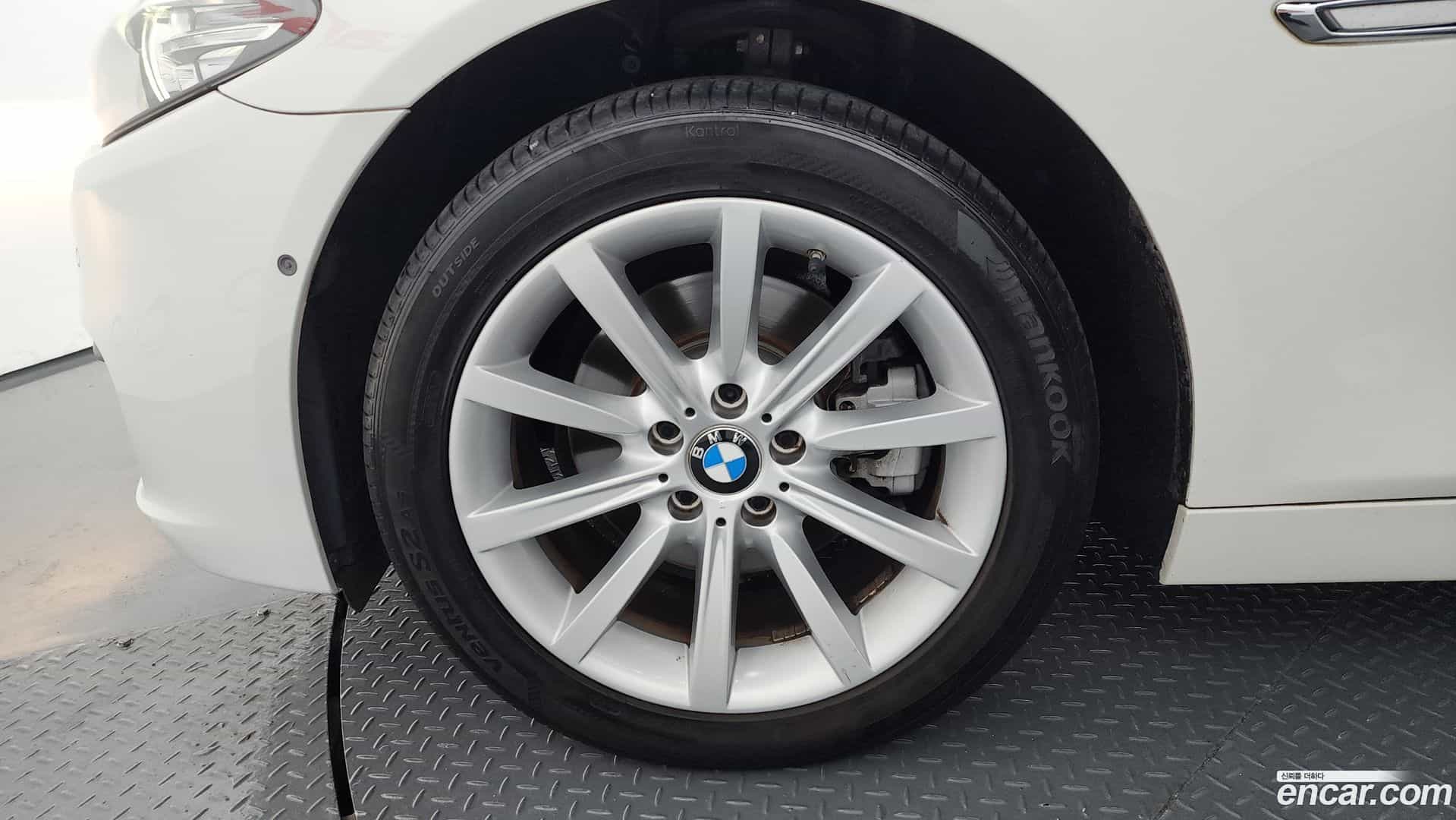 5-Series BMW 2015.3-OUTER-005