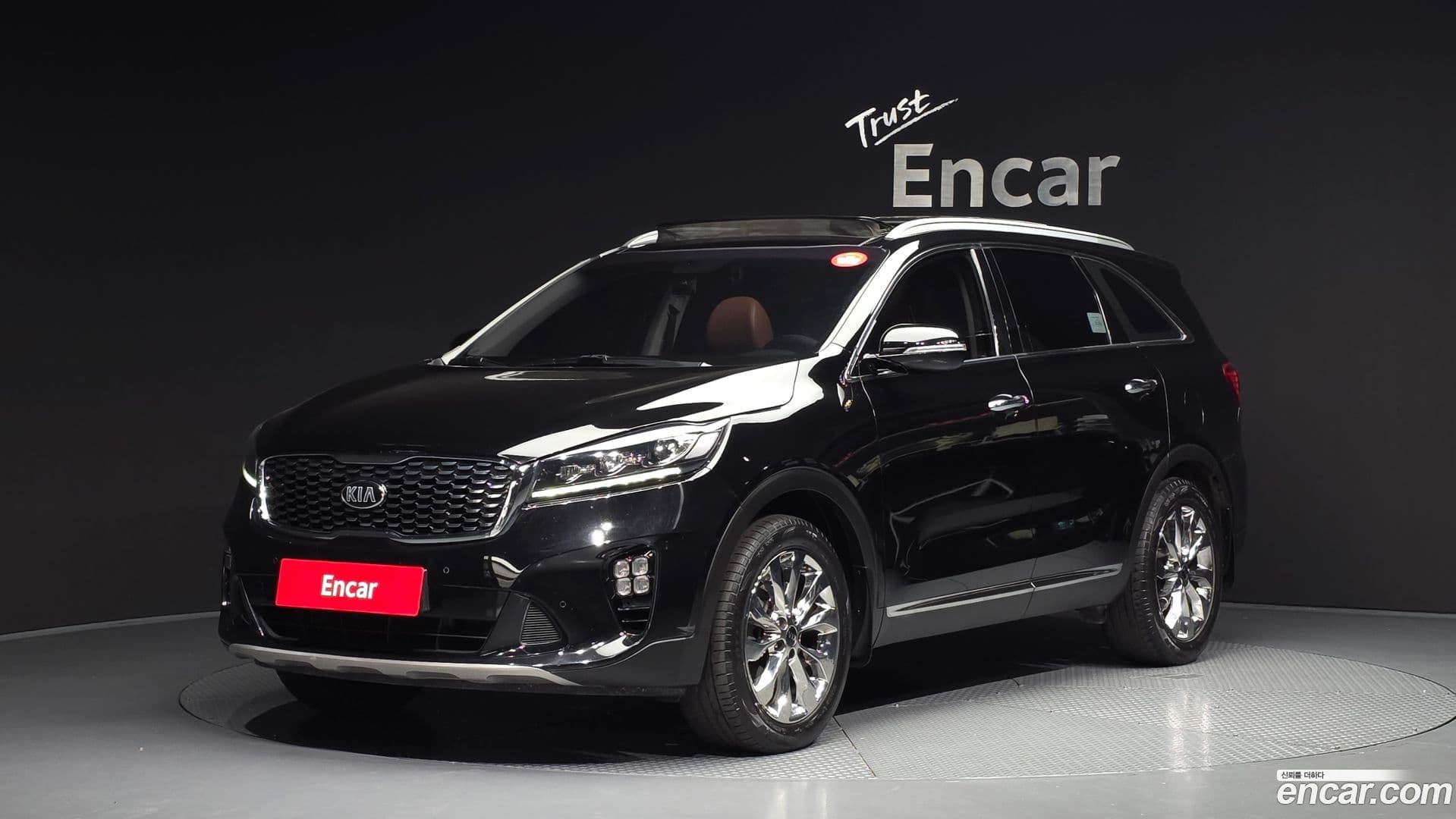 Main__Slider__Photo:Sorento Kia 2017.10-0