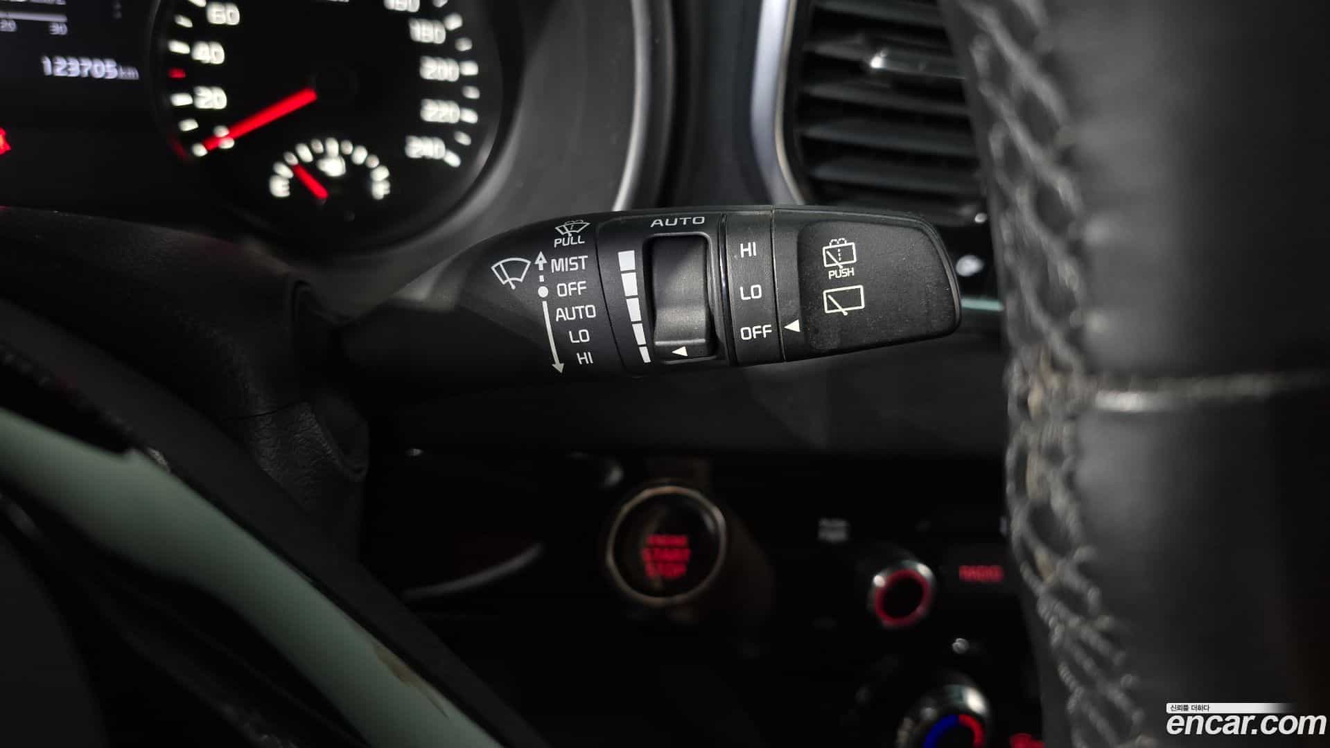 Sportage Kia 2019.6-OPTION-024