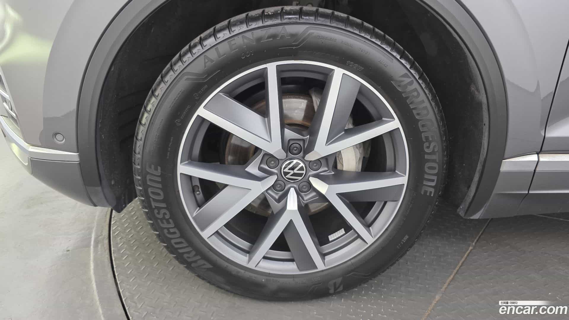 Touareg Volkswagen 2023.6-OUTER-005