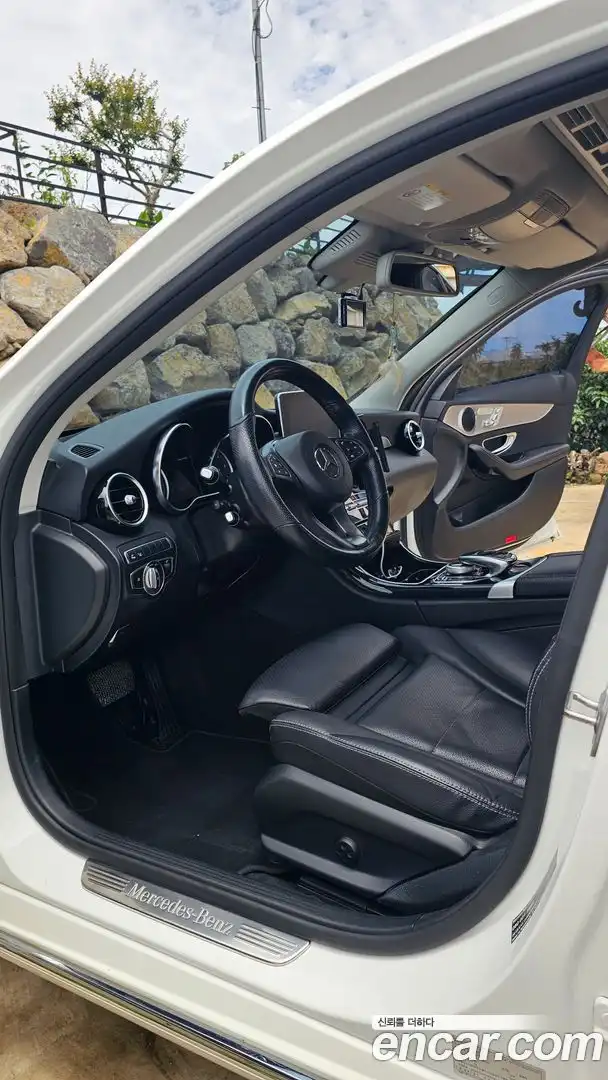 C-Class Mercedes-Benz 2018.5-INNER-007