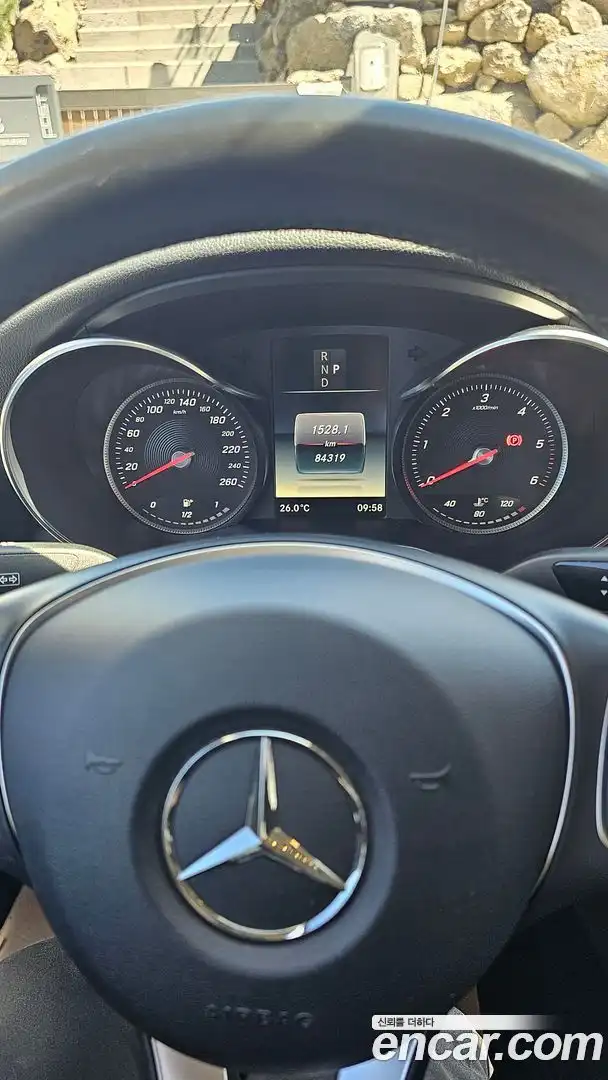 C-Class Mercedes-Benz 2018.5-INNER-008