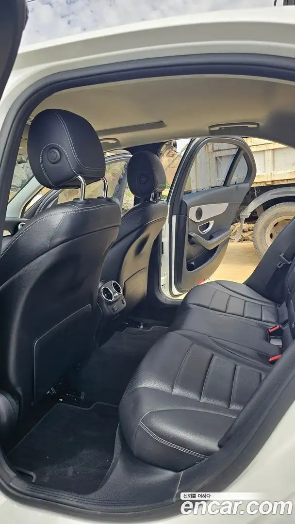 C-Class Mercedes-Benz 2018.5-INNER-009