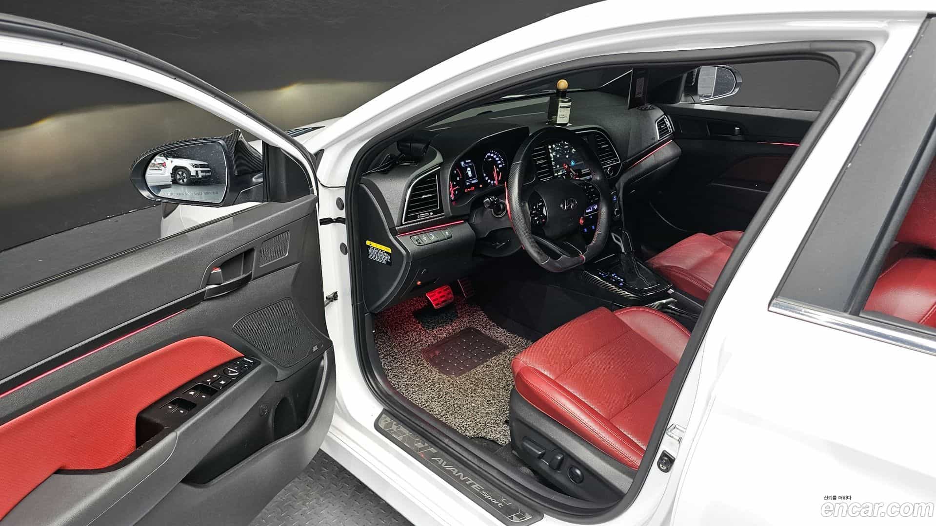 AVANTE Hyundai 2016.10-INNER-010