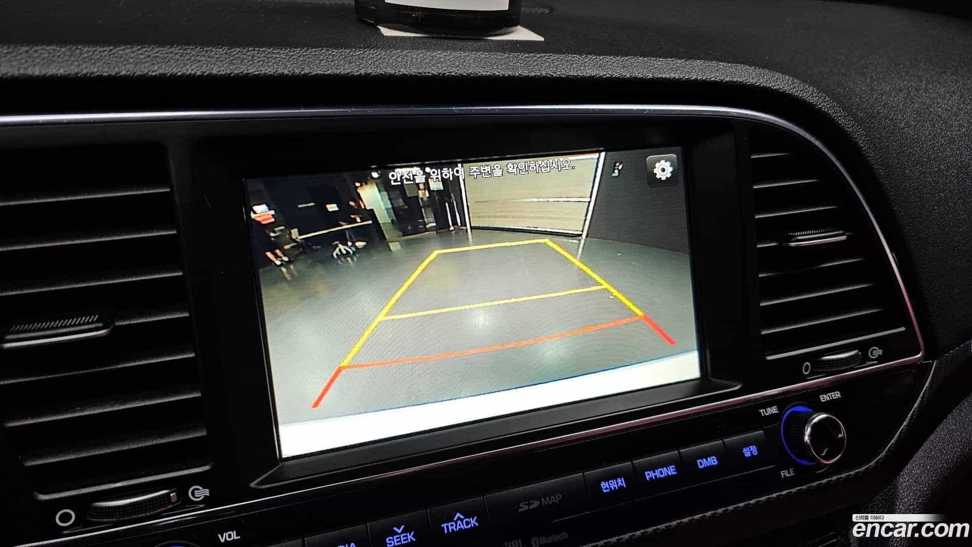AVANTE Hyundai 2016.10-OPTION-019
