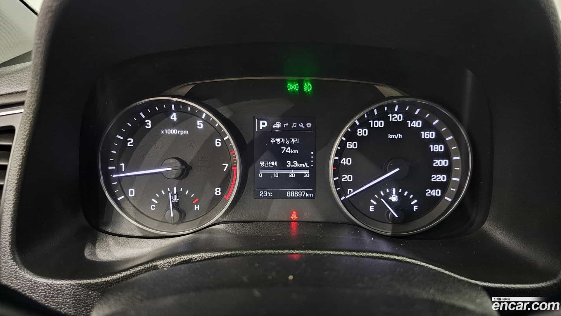 AVANTE Hyundai 2018.8-INNER-008