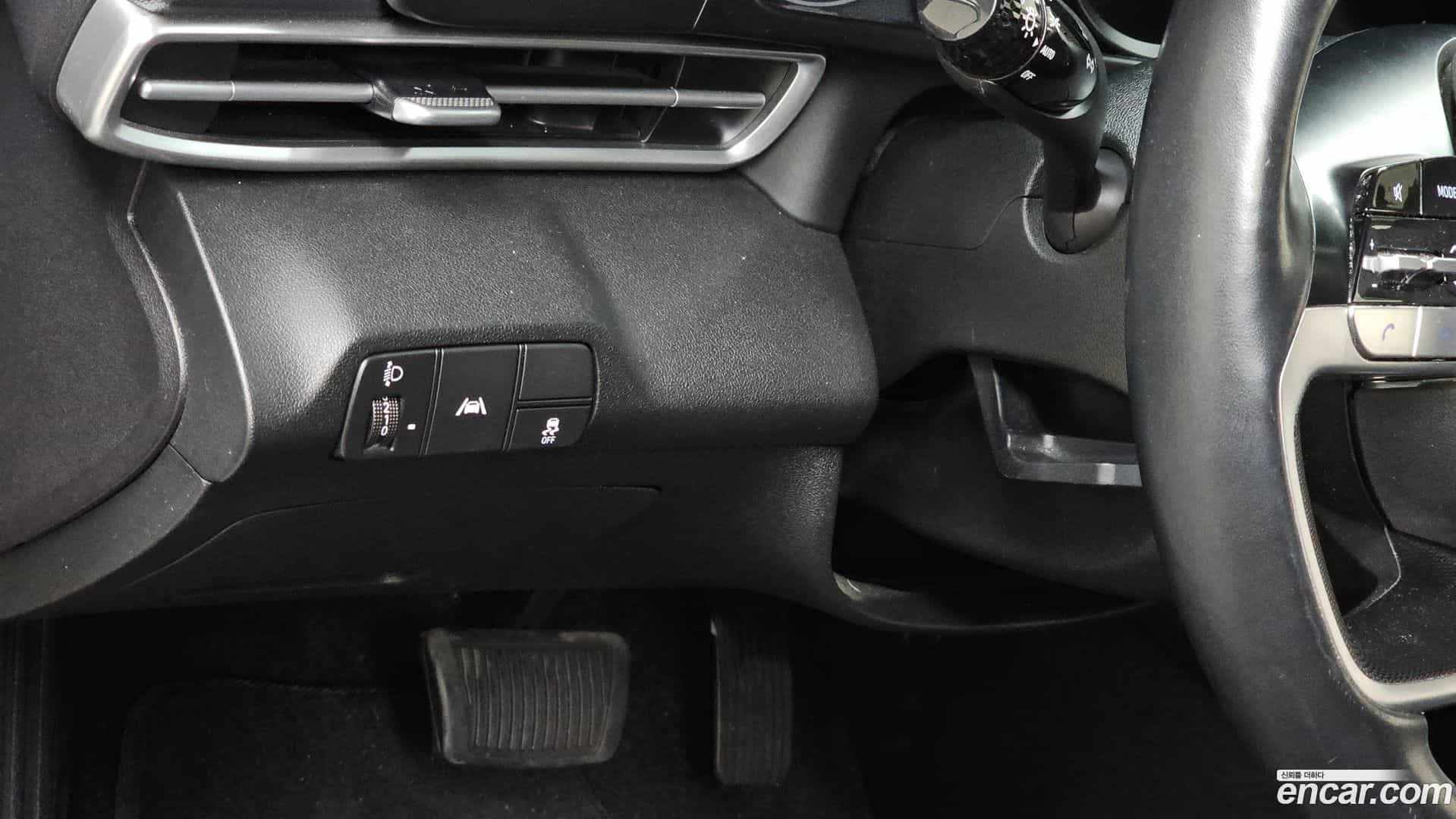 AVANTE Hyundai 2022.0-OPTION-021