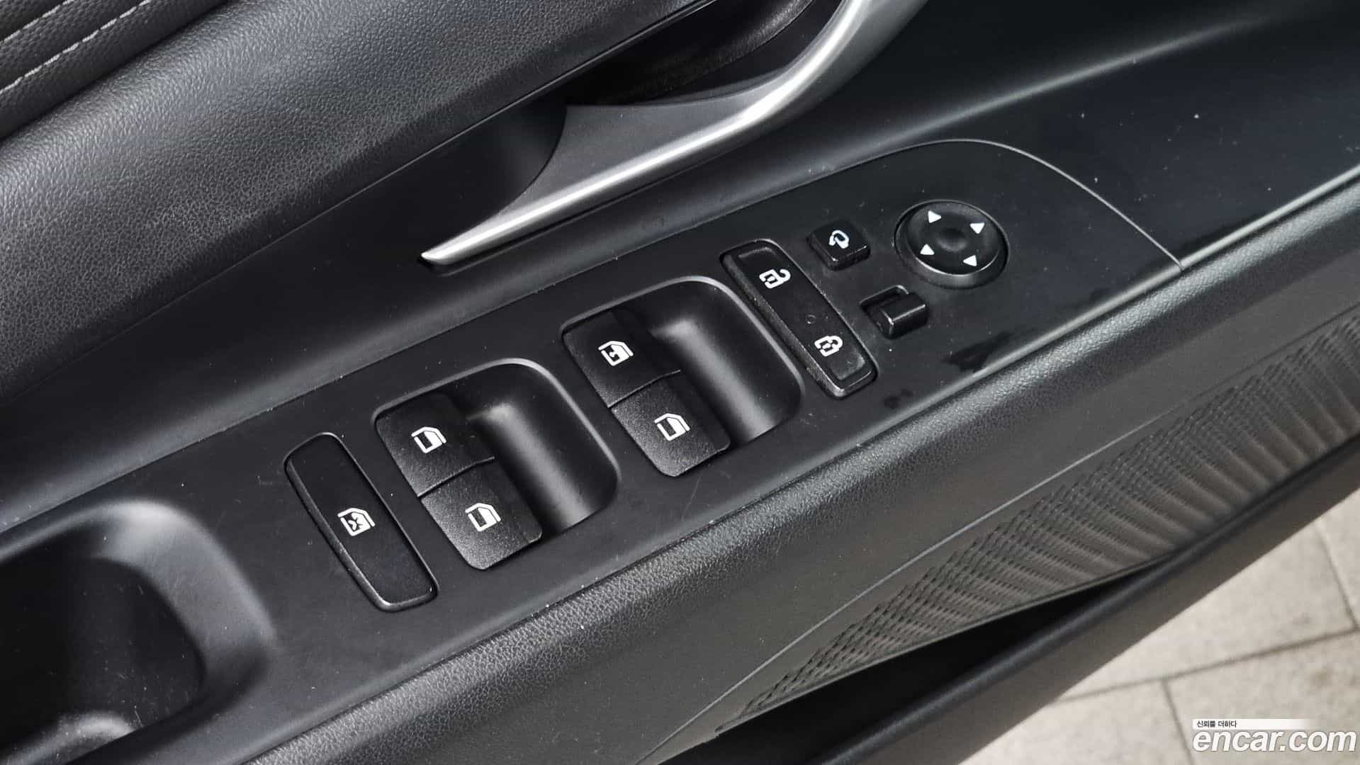 AVANTE Hyundai 2022.0-OPTION-023