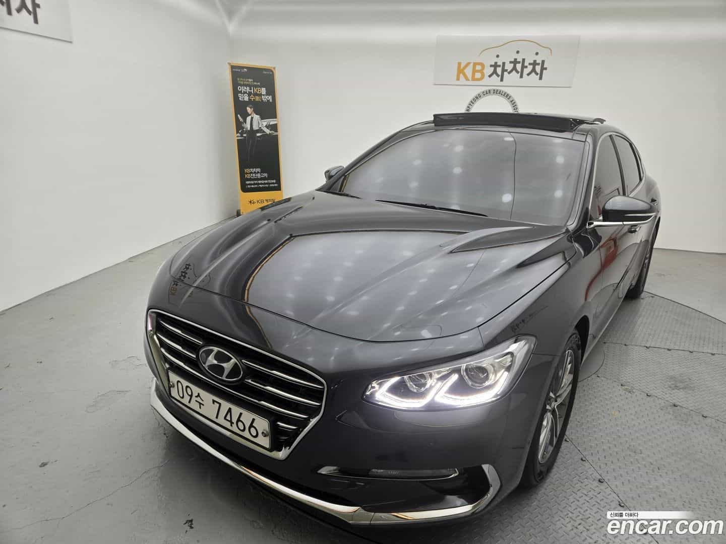 Grandeur Hyundai 2018.3-OUTER-001