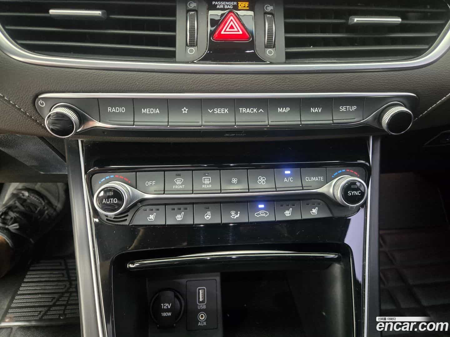 Grandeur Hyundai 2018.3-OPTION-017