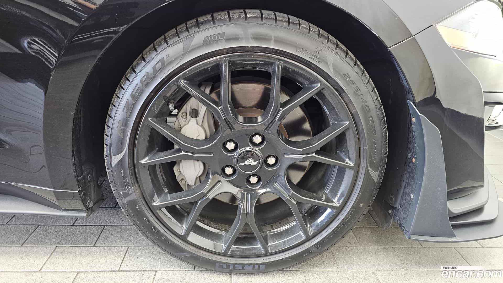 Mustang Ford 2021.7-OUTER-031