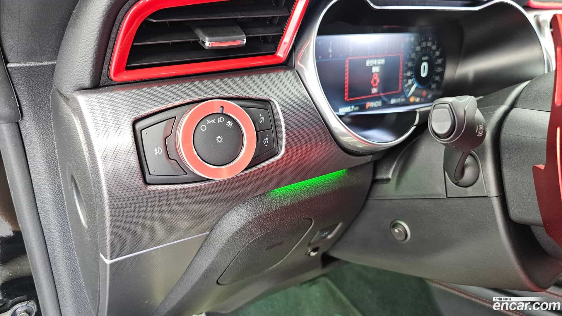 Mustang Ford 2021.7-OPTION-040