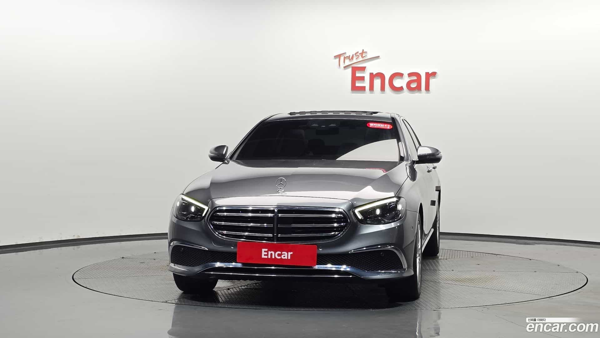 E-Class Mercedes-Benz 2021.0-OUTER-003