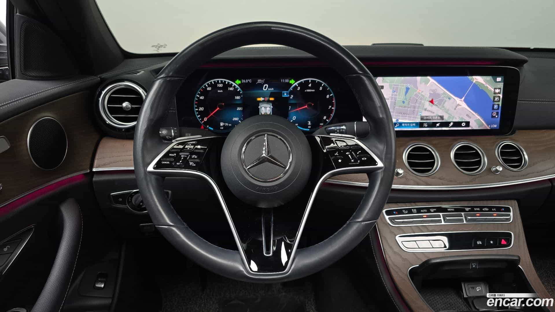 E-Class Mercedes-Benz 2021.0-OPTION-017