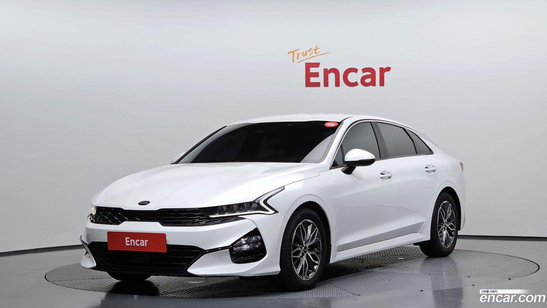 Main__Slider__Photo:K5 Kia 2021.3-0