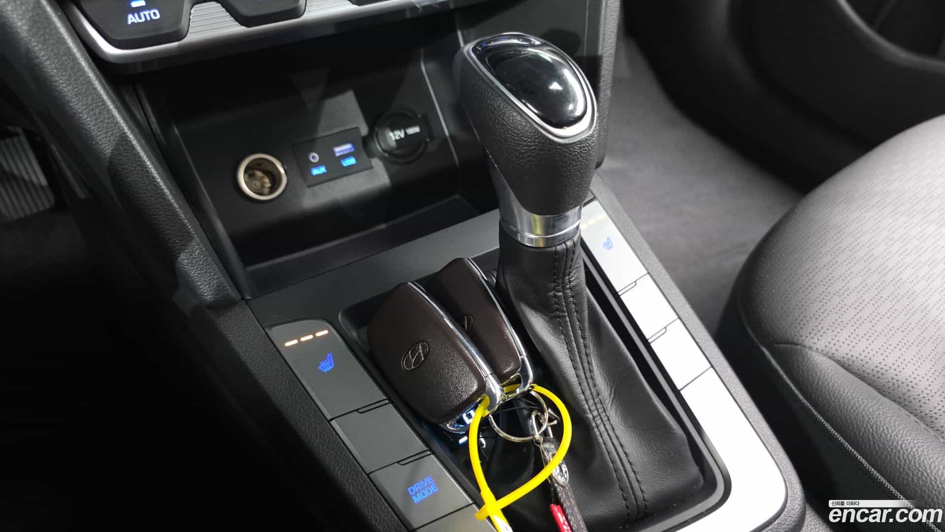 AVANTE Hyundai 2020.2-INNER-009