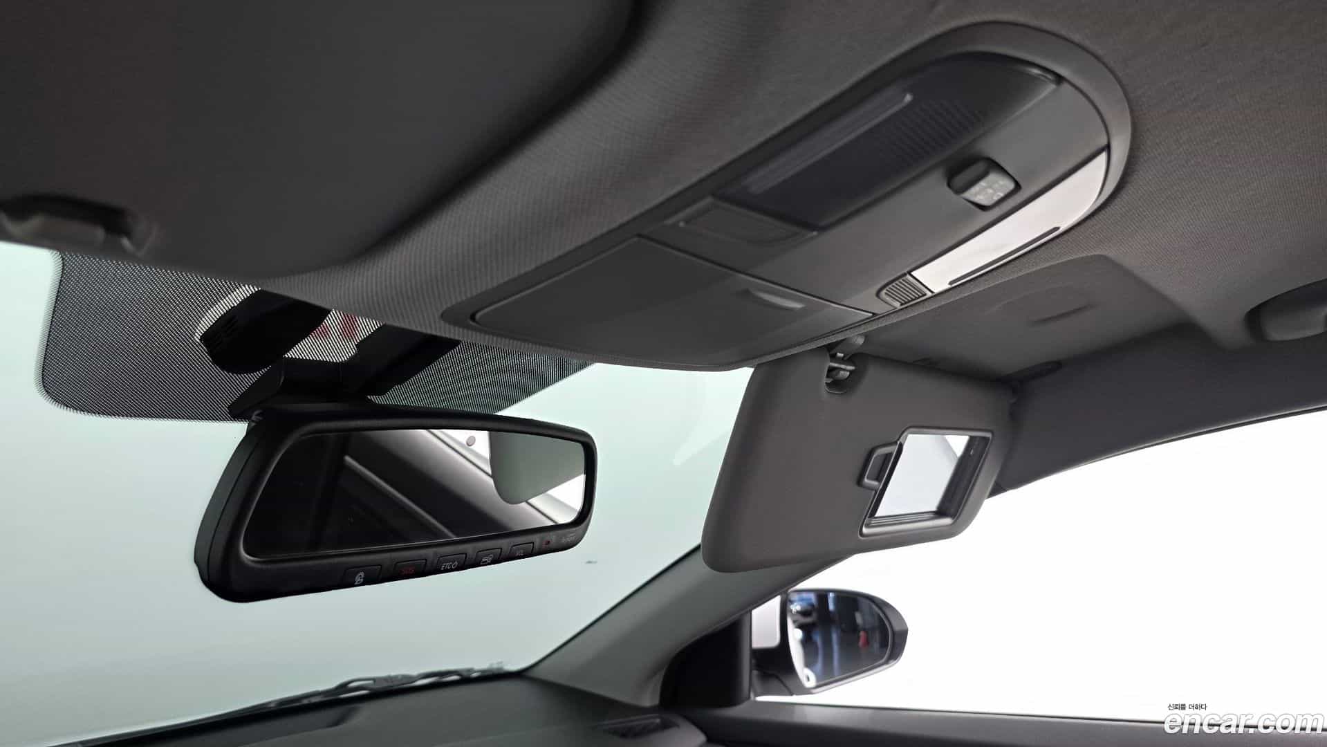 AVANTE Hyundai 2020.2-OPTION-021