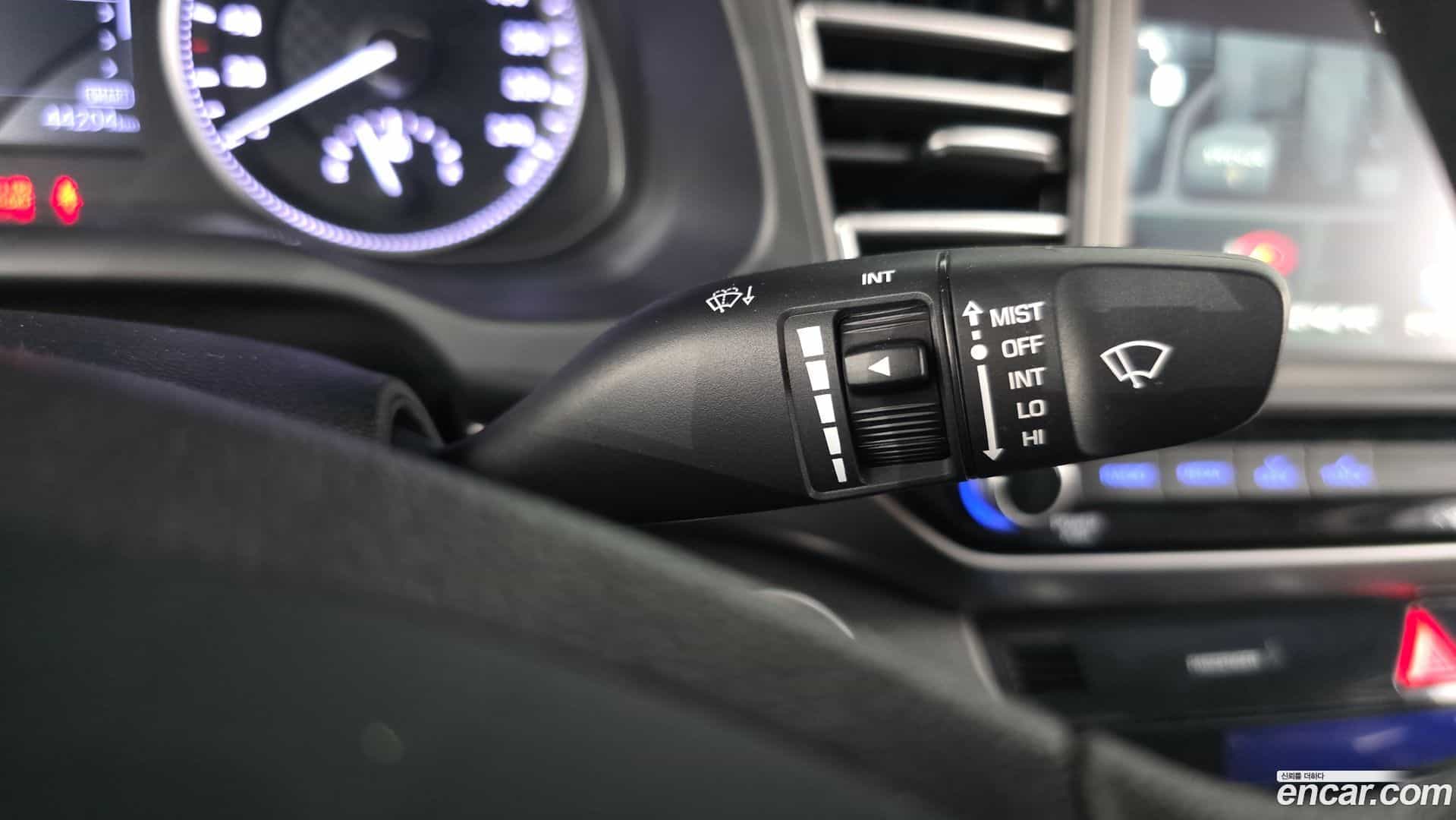 AVANTE Hyundai 2020.2-OPTION-023