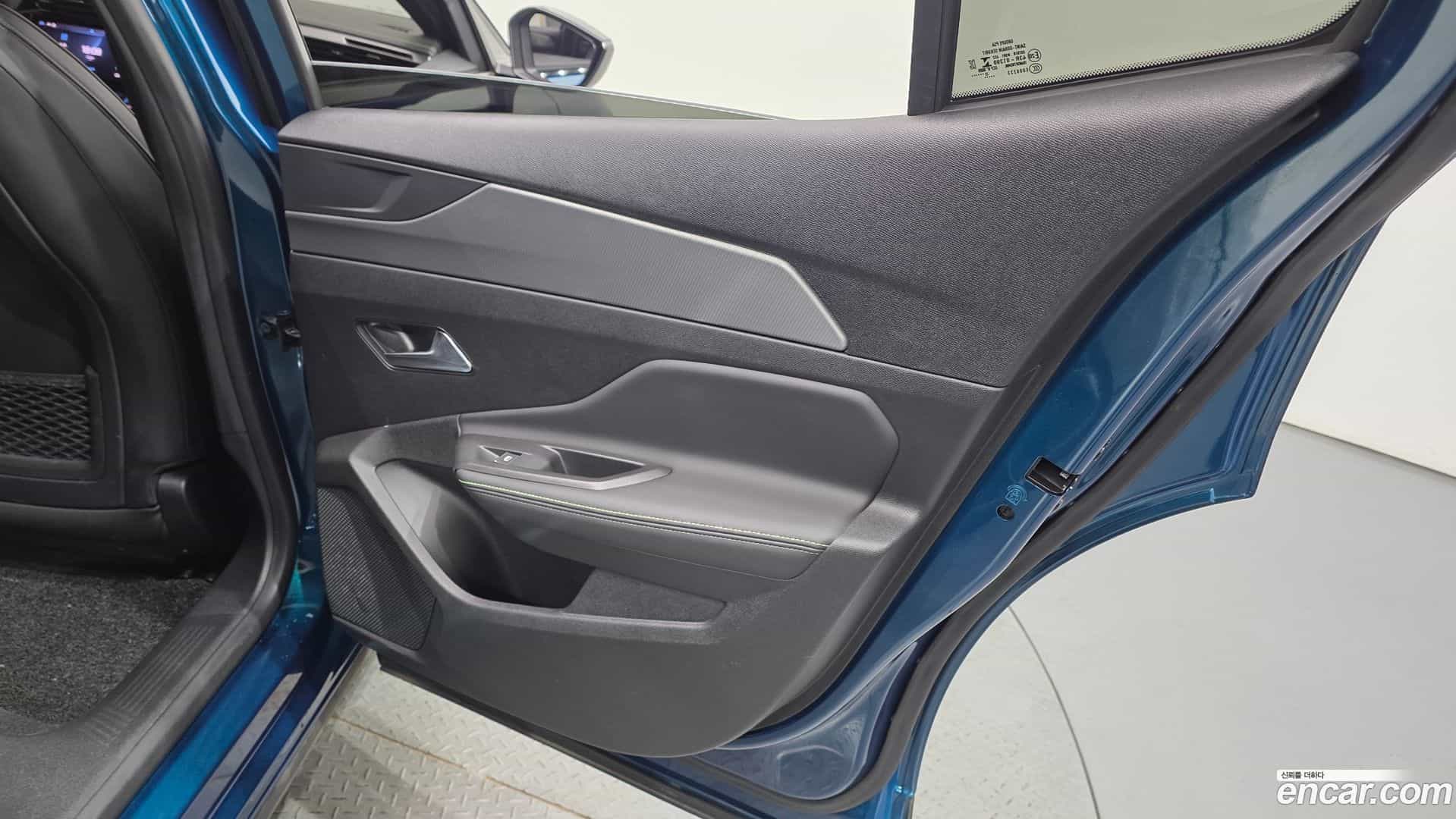 408 Peugeot 2023.5-INNER-035