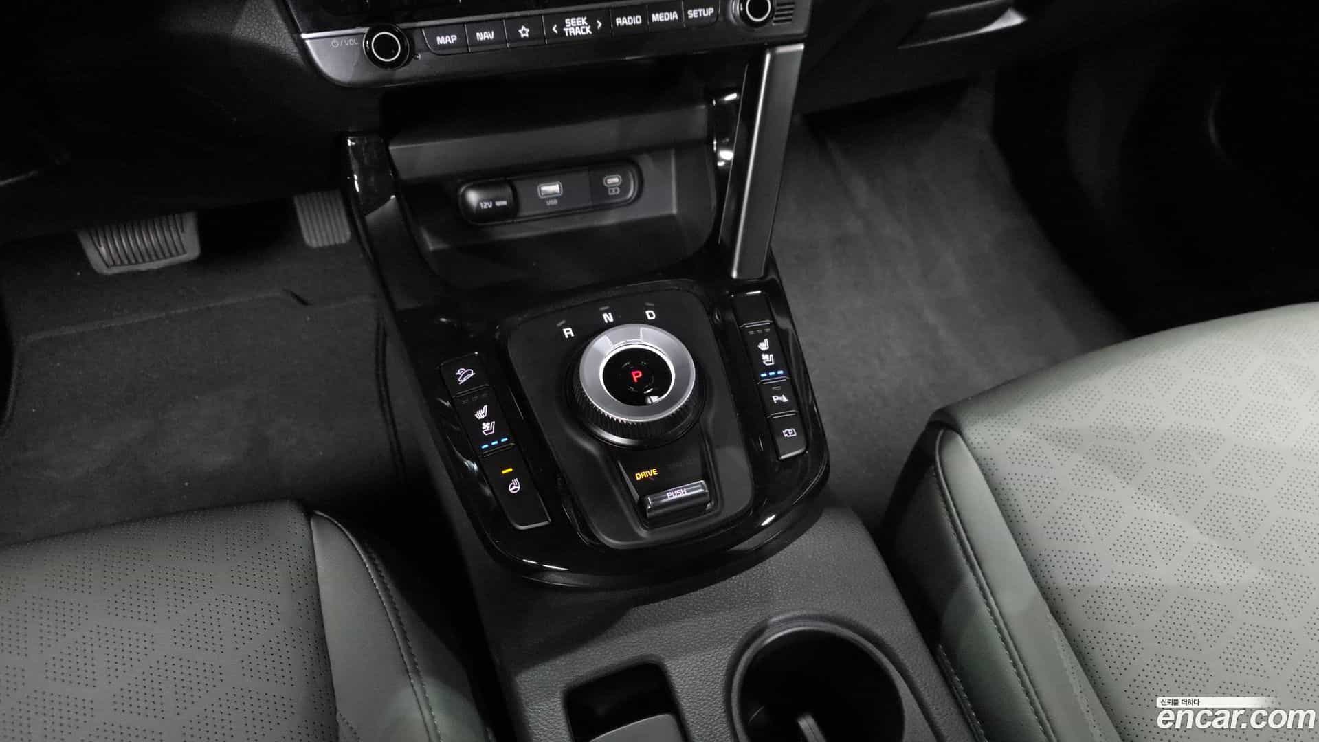 Seltos Kia 2023.1-INNER-009